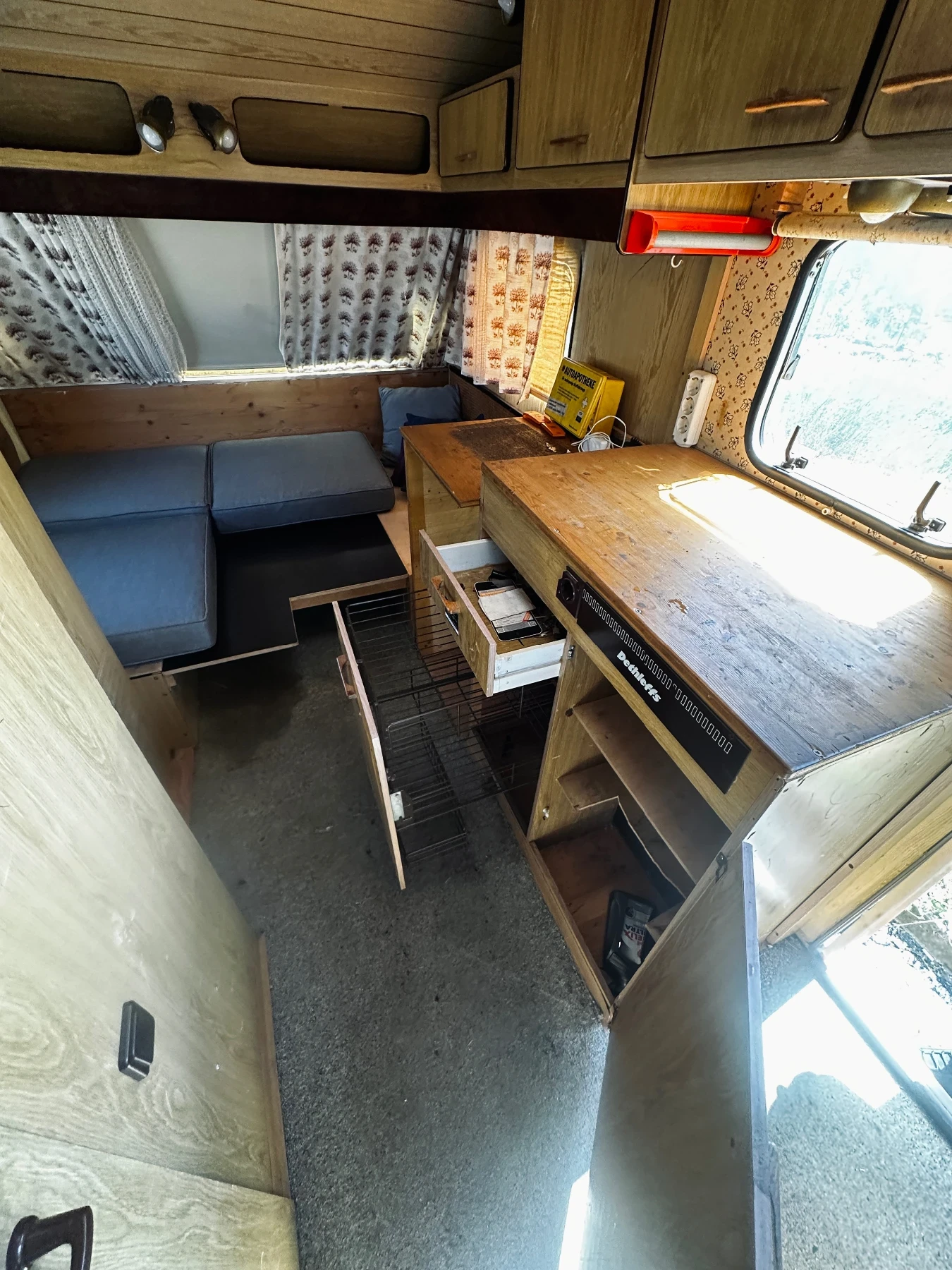 �������� Dethleffs AERO 450 T | Mobile.bg � ����������� 8