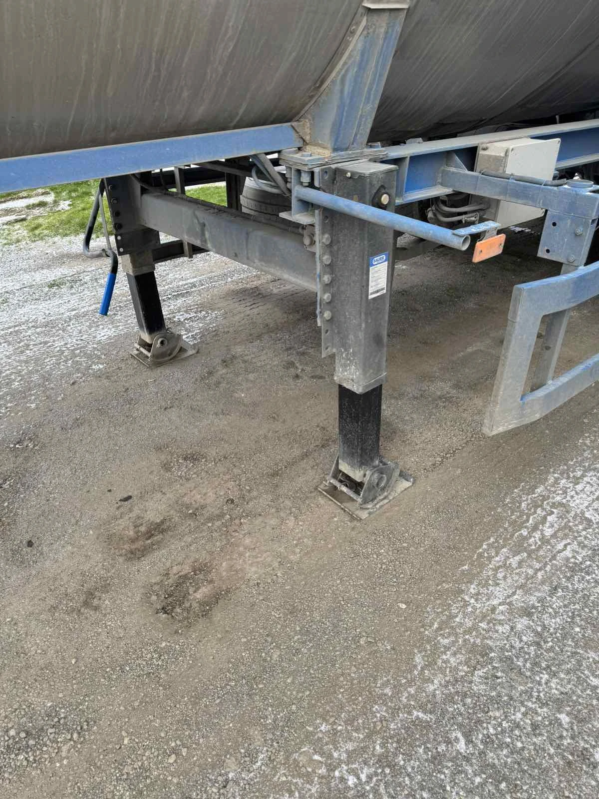 ����������� ��� �����/����� 30�3 | Mobile.bg � ����������� 6