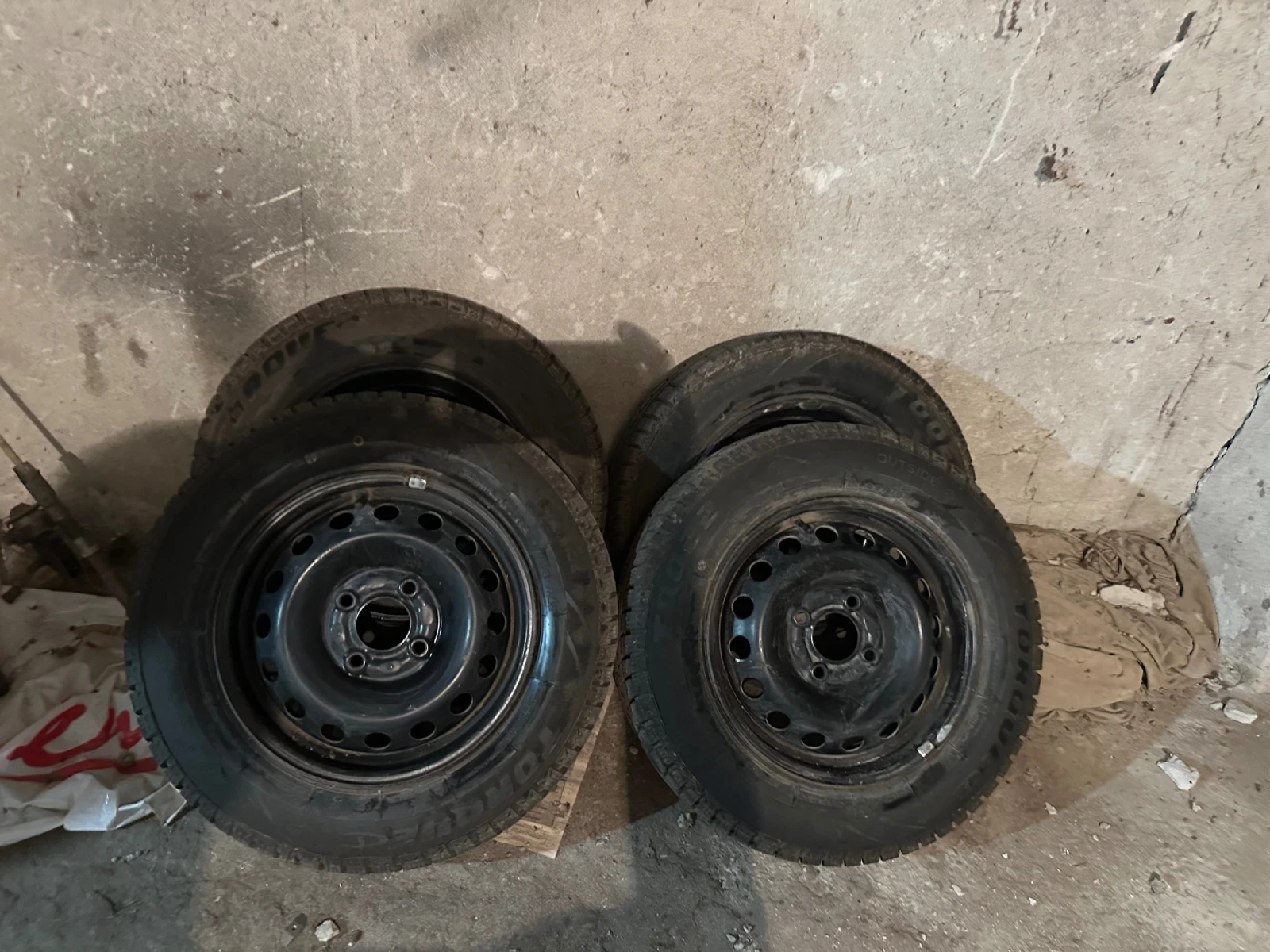 ���� � ������ 165/70R13 �� Renault Clio | Mobile.bg � ����������� 1
