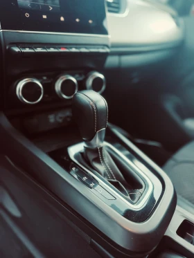 Renault Arkana - 22600 € / 44201.76 лв. - 73553551 13