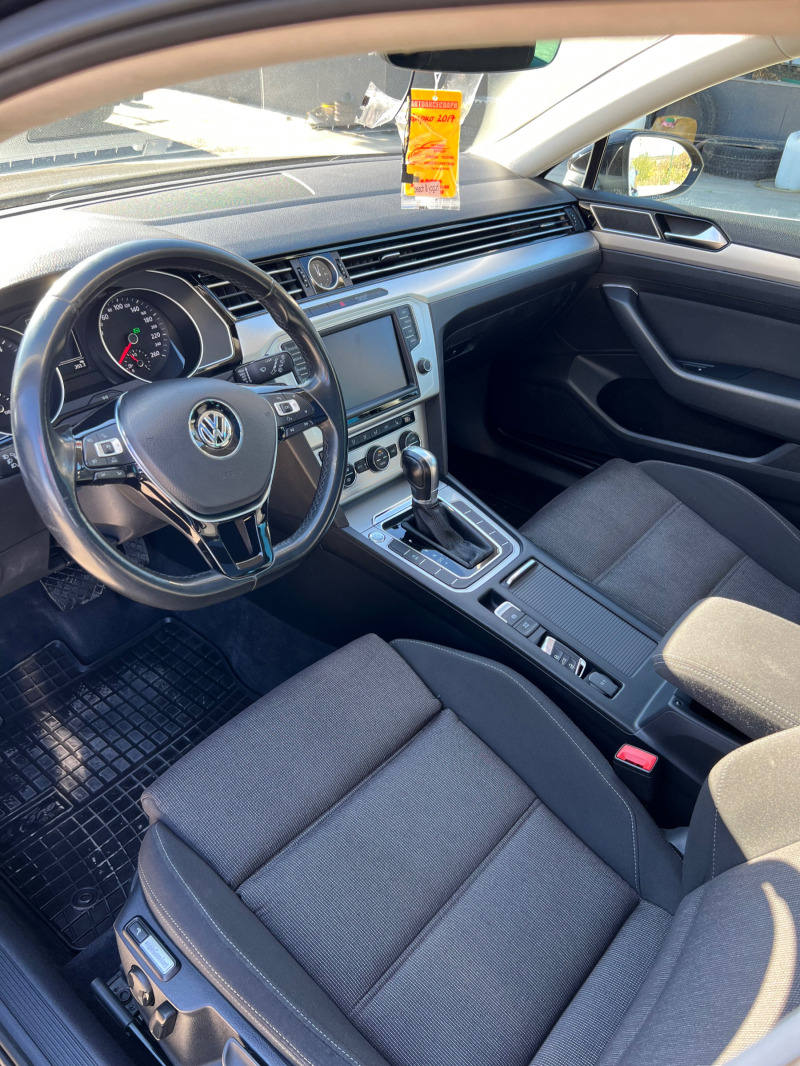 VW Passat 2.0 TDI, снимка 7 - Автомобили и джипове - 45990507