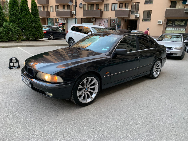 BMW 520 520i , снимка 2 - Автомобили и джипове - 46410026