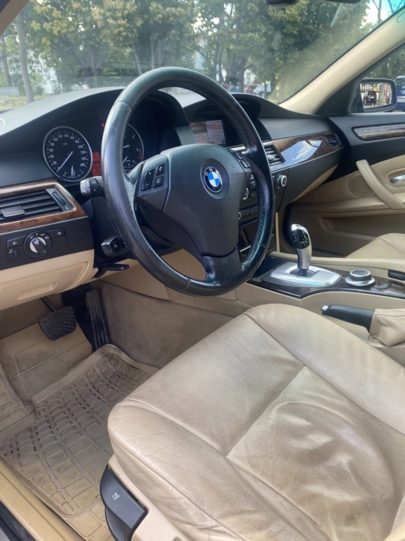 BMW 525 Xdrive* Facelift, снимка 13 - Автомобили и джипове - 47286205