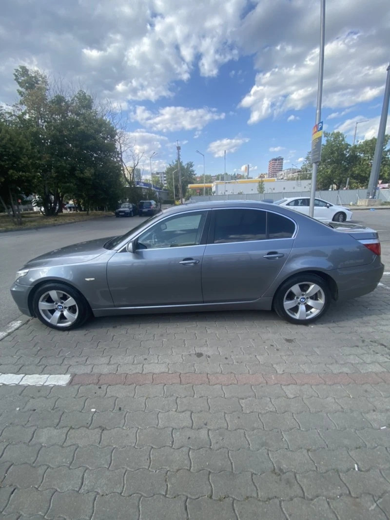 BMW 525 Xdrive* Facelift, снимка 4 - Автомобили и джипове - 47631599