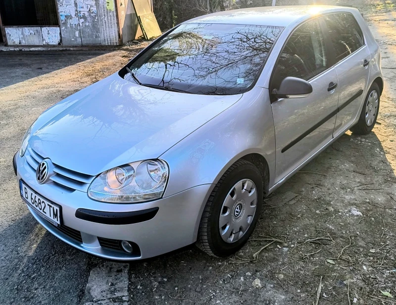 VW Golf, снимка 2 - Автомобили и джипове - 47690372