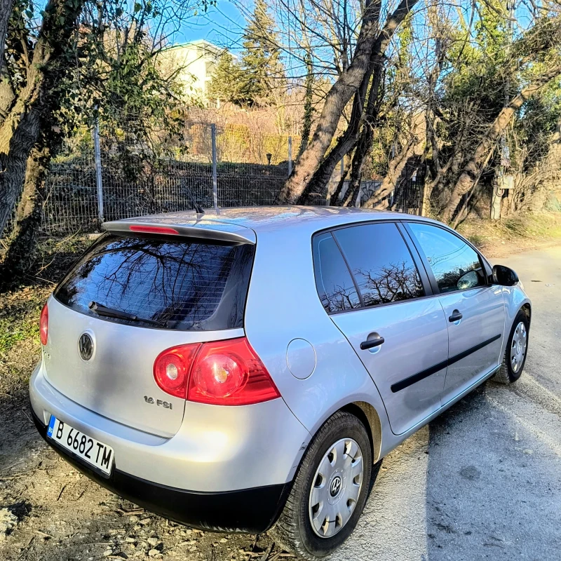 VW Golf, снимка 4 - Автомобили и джипове - 47690372