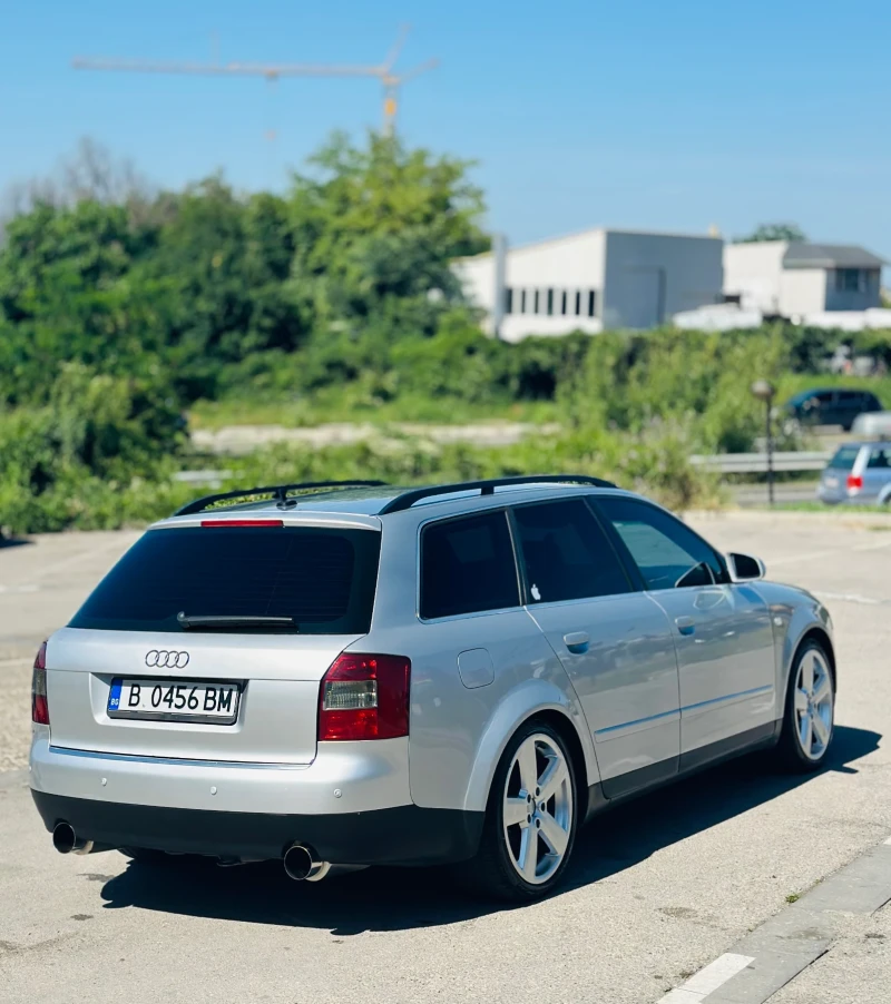 Audi A4 3.0 i, снимка 2 - Автомобили и джипове - 48354612