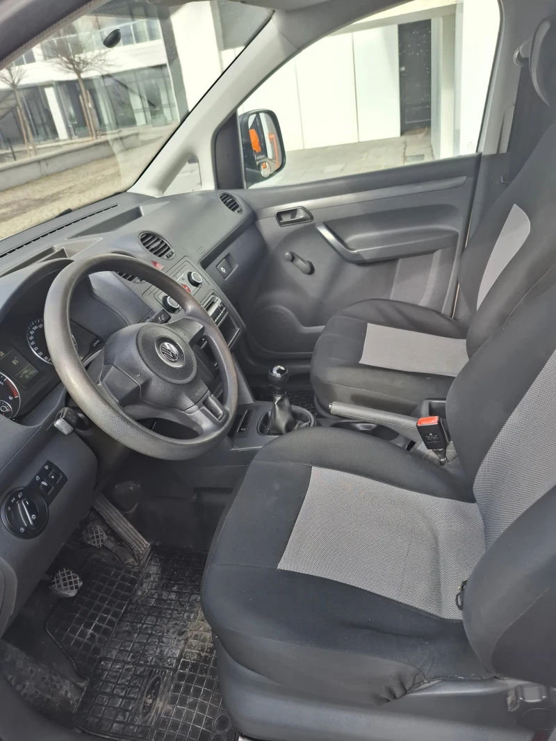 VW Caddy Kasten, снимка 8 - Автомобили и джипове - 48814044