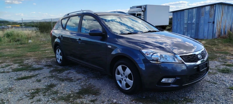 Kia Ceed 1.4SW-90к.с, снимка 3 - Автомобили и джипове - 51786039