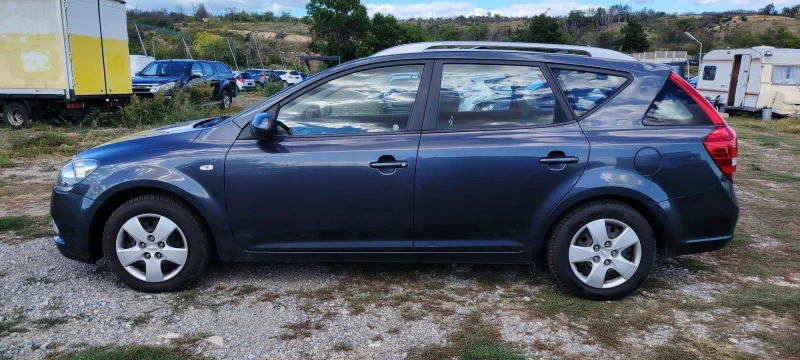 Kia Ceed 1.4SW-90к.с, снимка 8 - Автомобили и джипове - 51786039