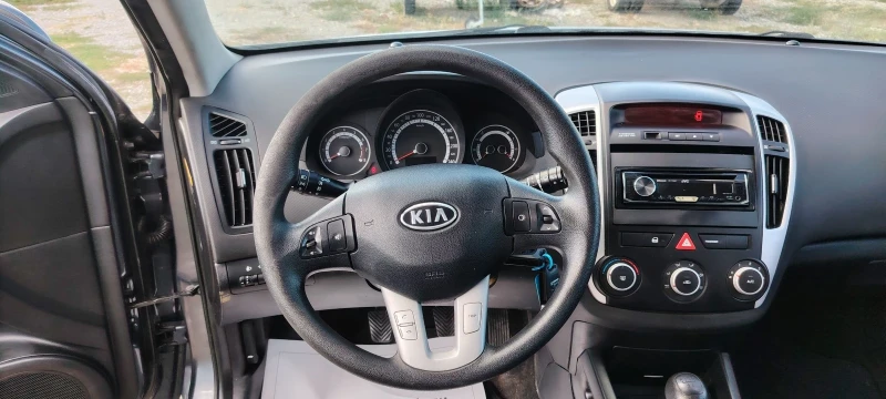 Kia Ceed 1.4SW-90к.с, снимка 11 - Автомобили и джипове - 51786039