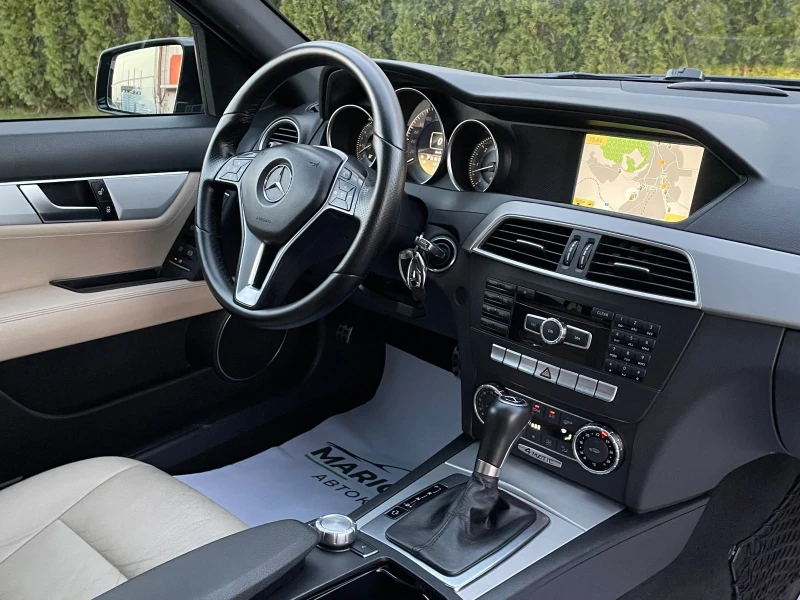 Mercedes-Benz C 300 CDI 7G-Tronic/4-Matic/AMG Line/Панорама/Кожа , снимка 12 - Автомобили и джипове - 52939846