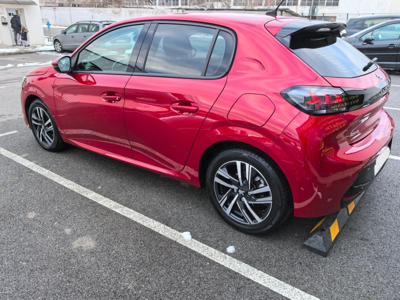 Peugeot 208 1.2 AUT. ПЕРФЕКТЕН 3D i-COCKPIT , снимка 6 - Автомобили и джипове - 53047978