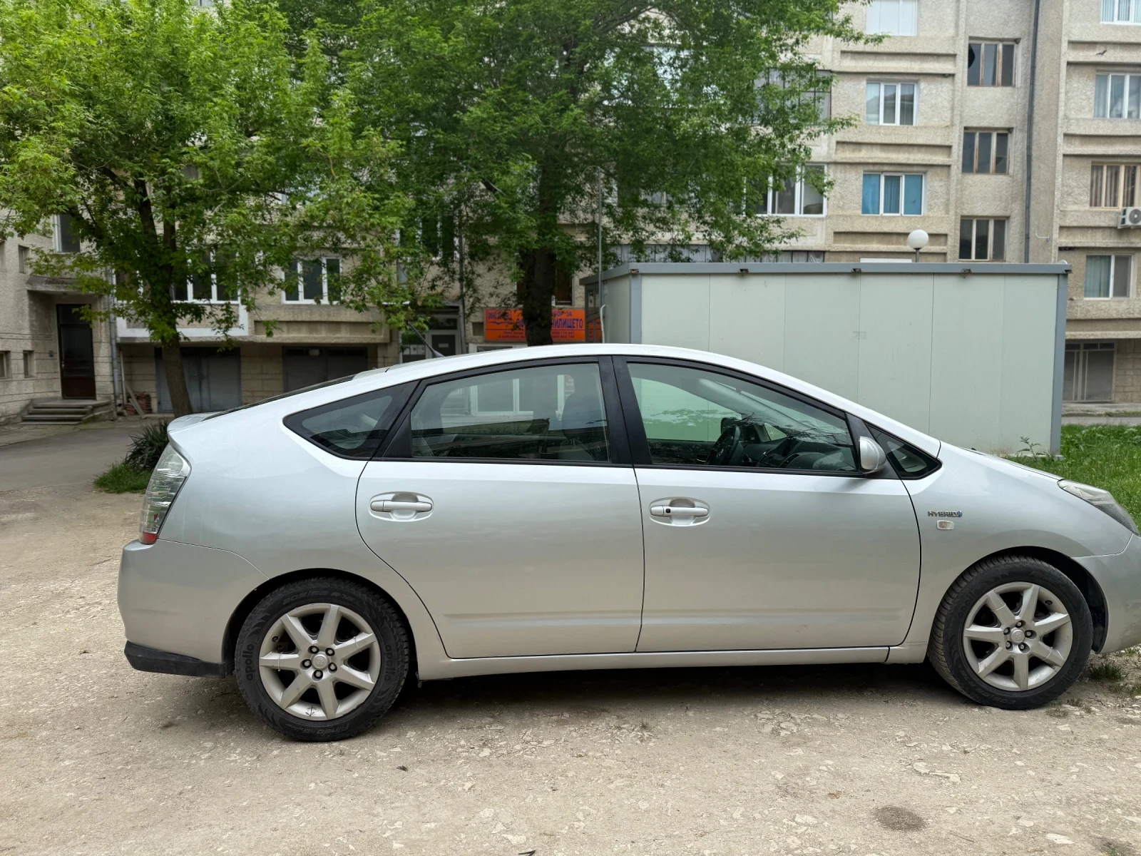 Toyota Prius 1.5 hybrid + Газова уредба - изображение 8
