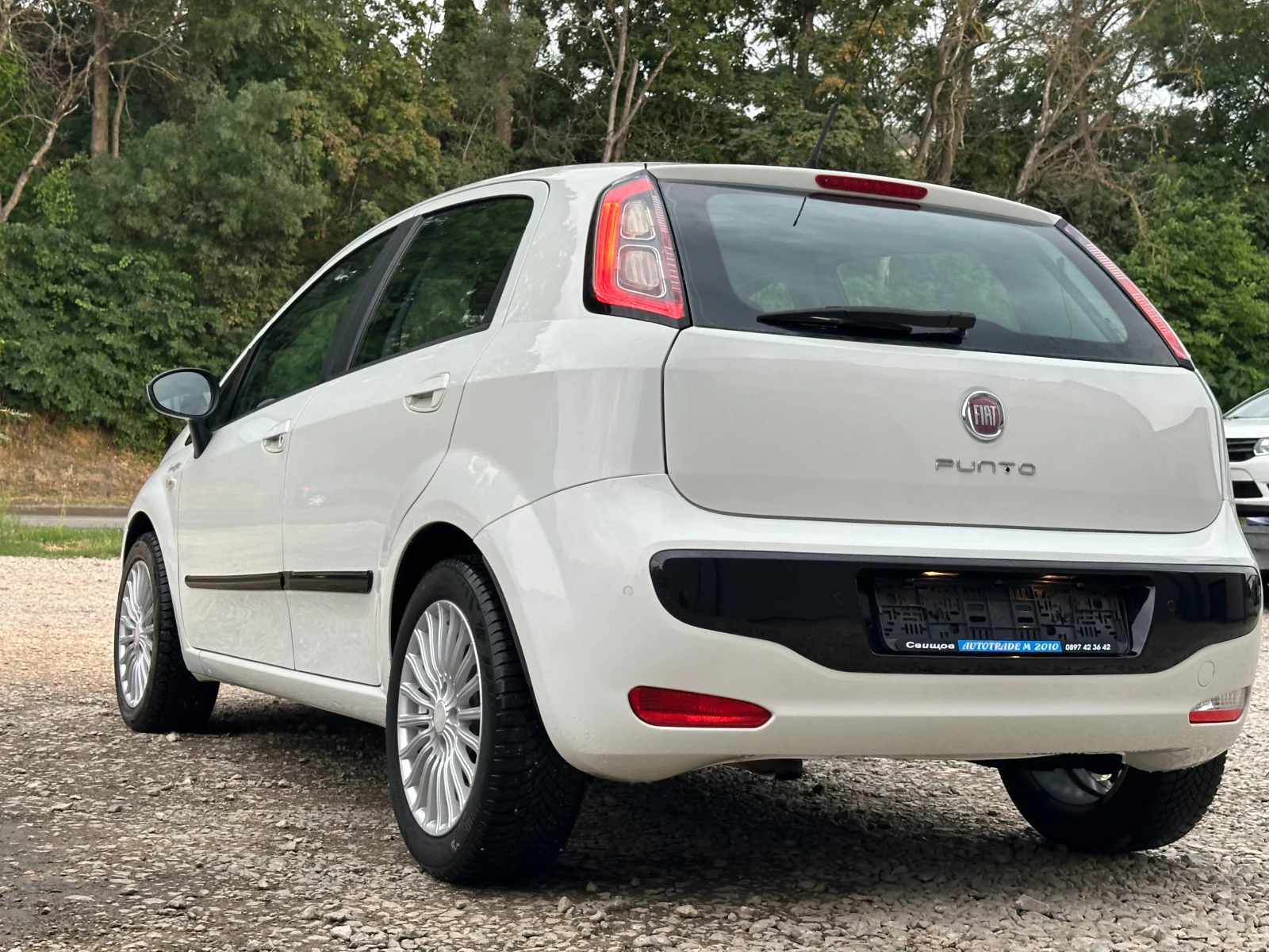 Fiat Punto EVO* DIESEL* TOP* EVRO5 - изображение 6
