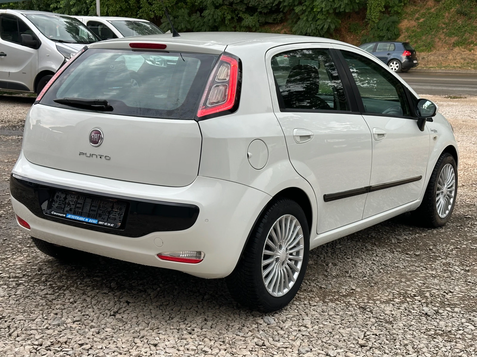 Fiat Punto EVO* DIESEL* TOP* EVRO5 - изображение 4