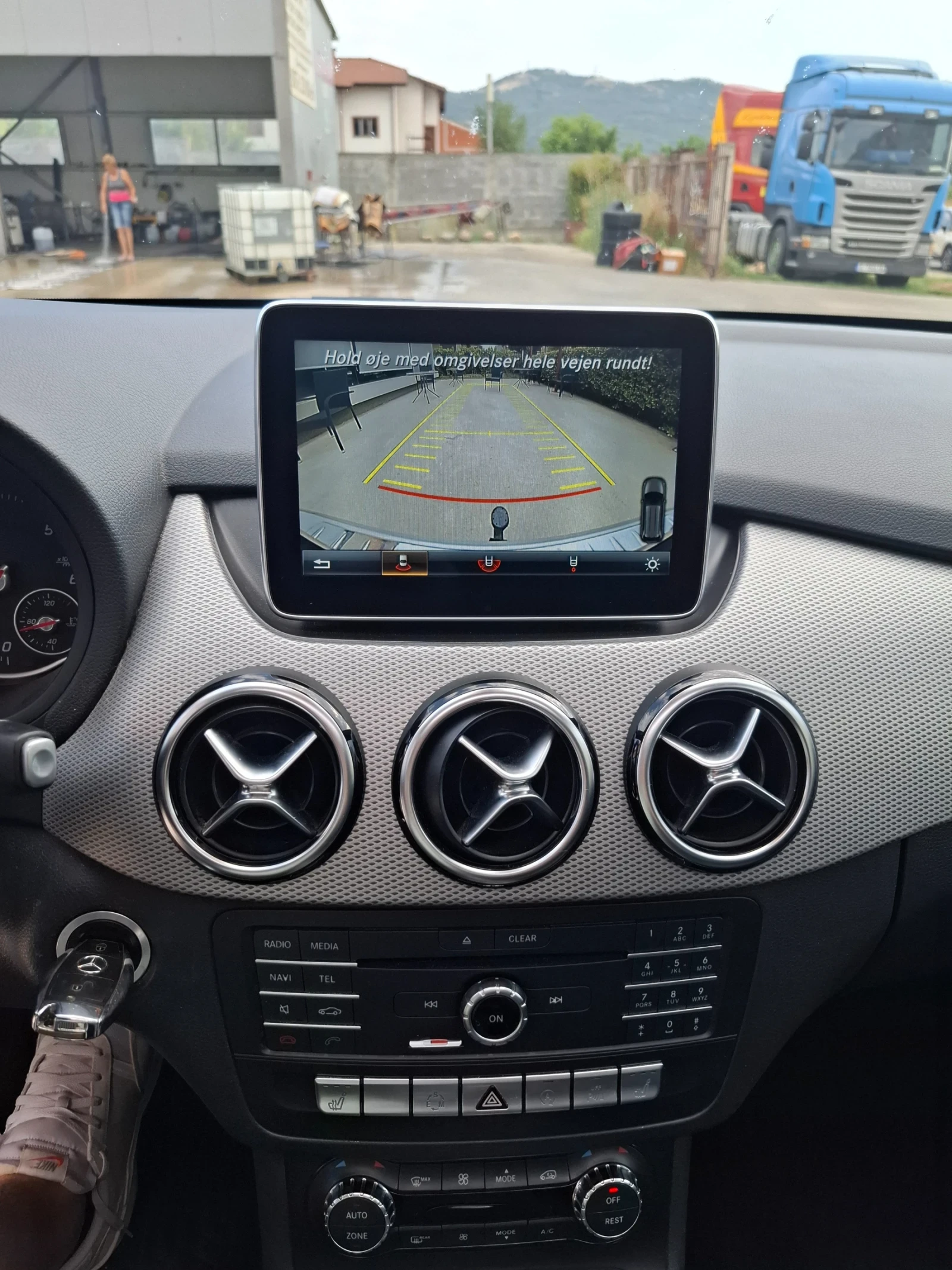 Mercedes-Benz B 200  - изображение 9