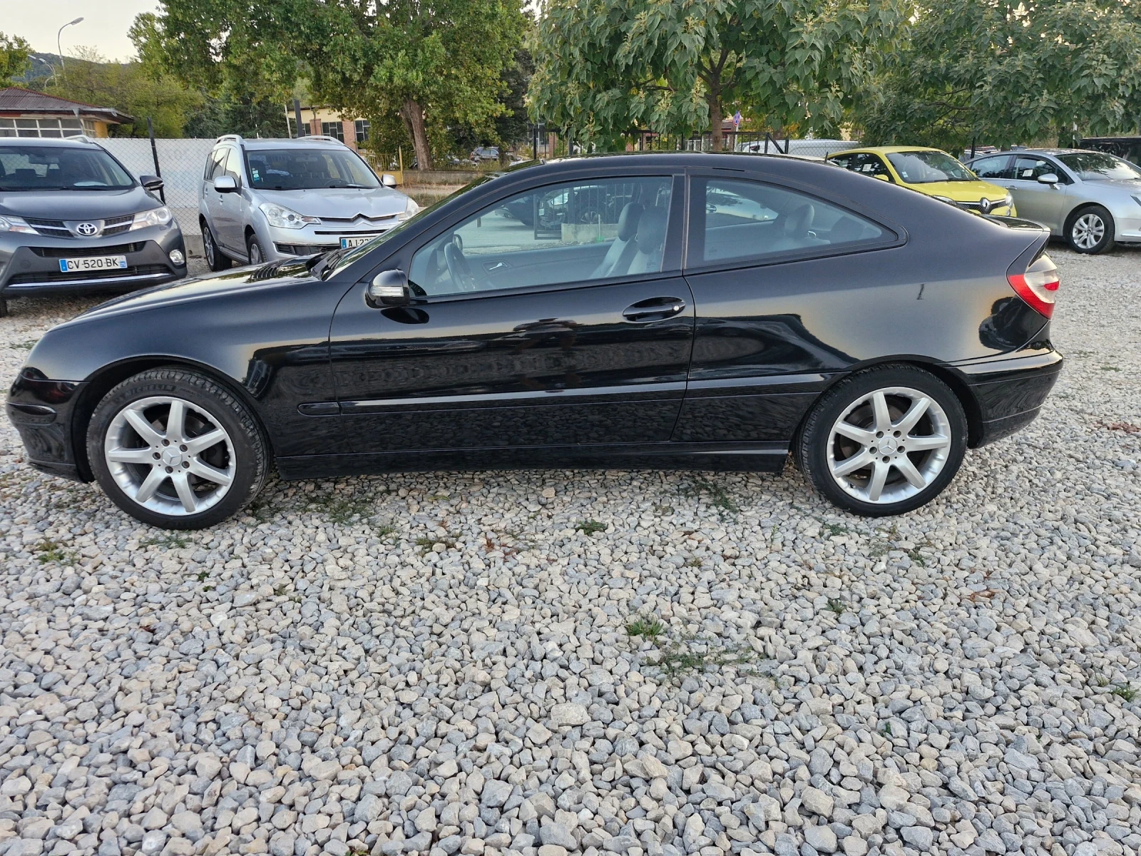 Mercedes-Benz C 180 143* AC* NAVI* PDC* КОЖА* PANO* FACE* TUV* AUT - изображение 2