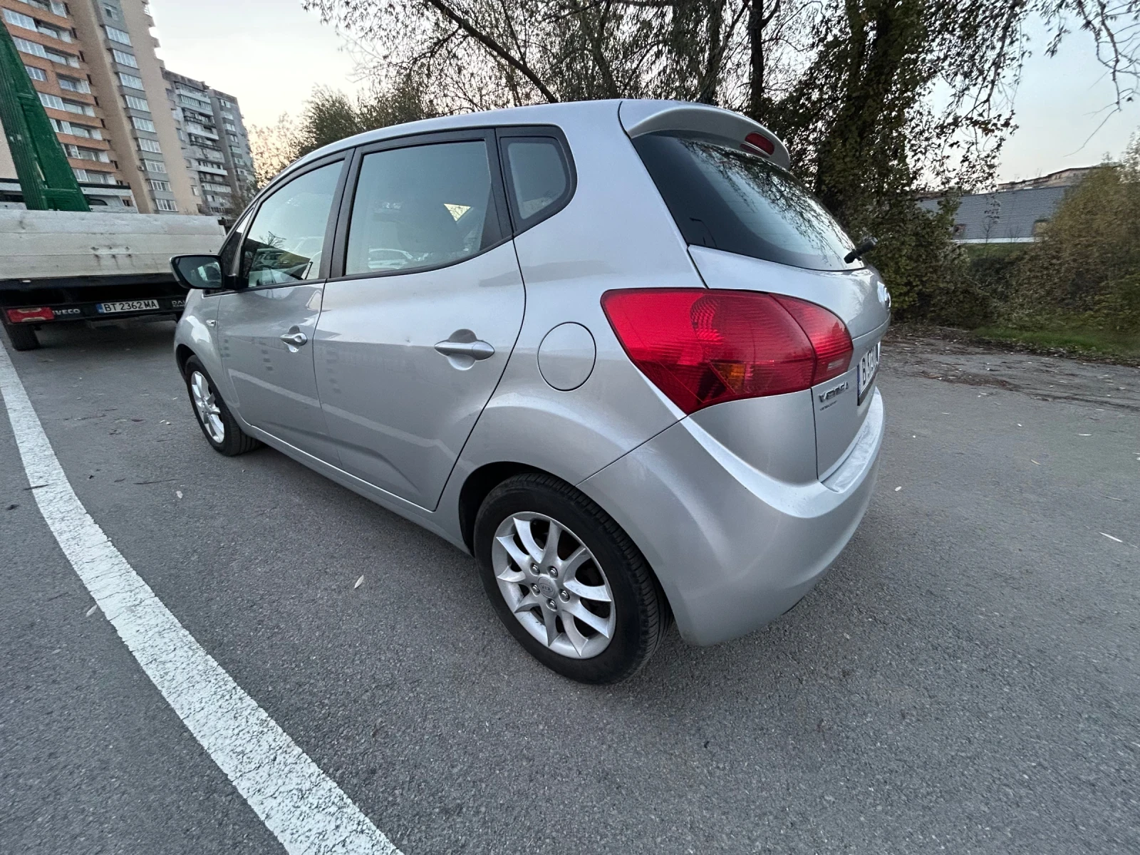Kia Venga 1.6i / | Mobile.bg   5