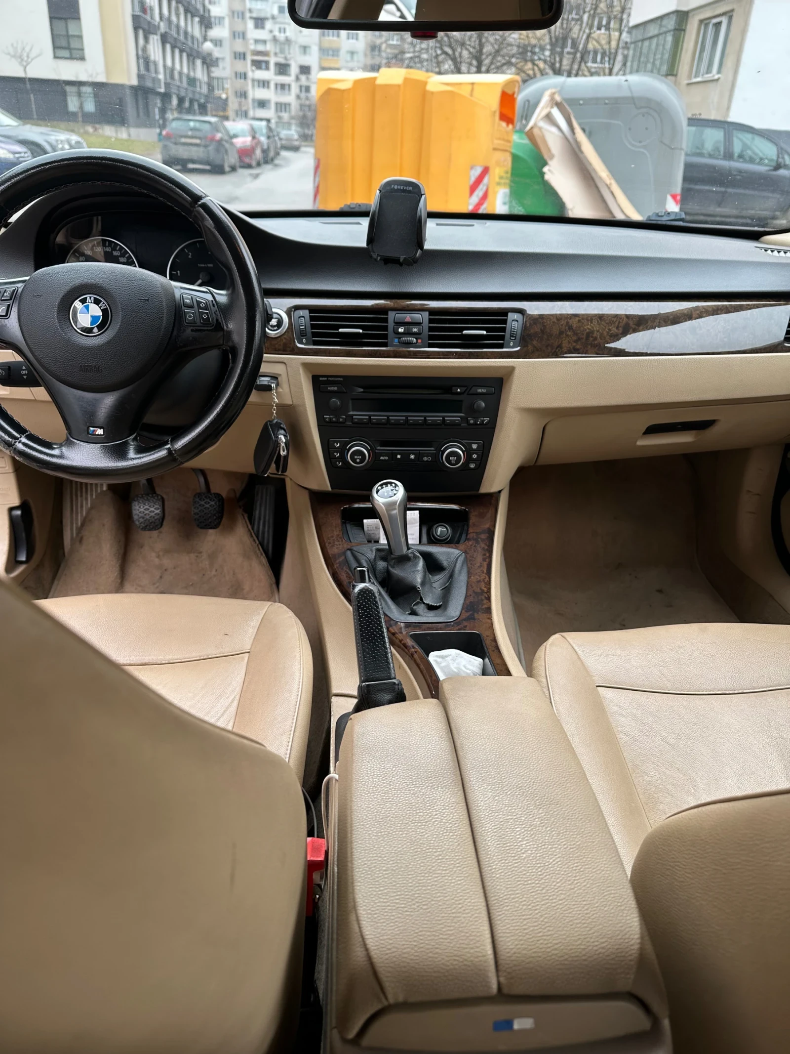 BMW 320, снимка 14 - Автомобили и джипове - 53387993