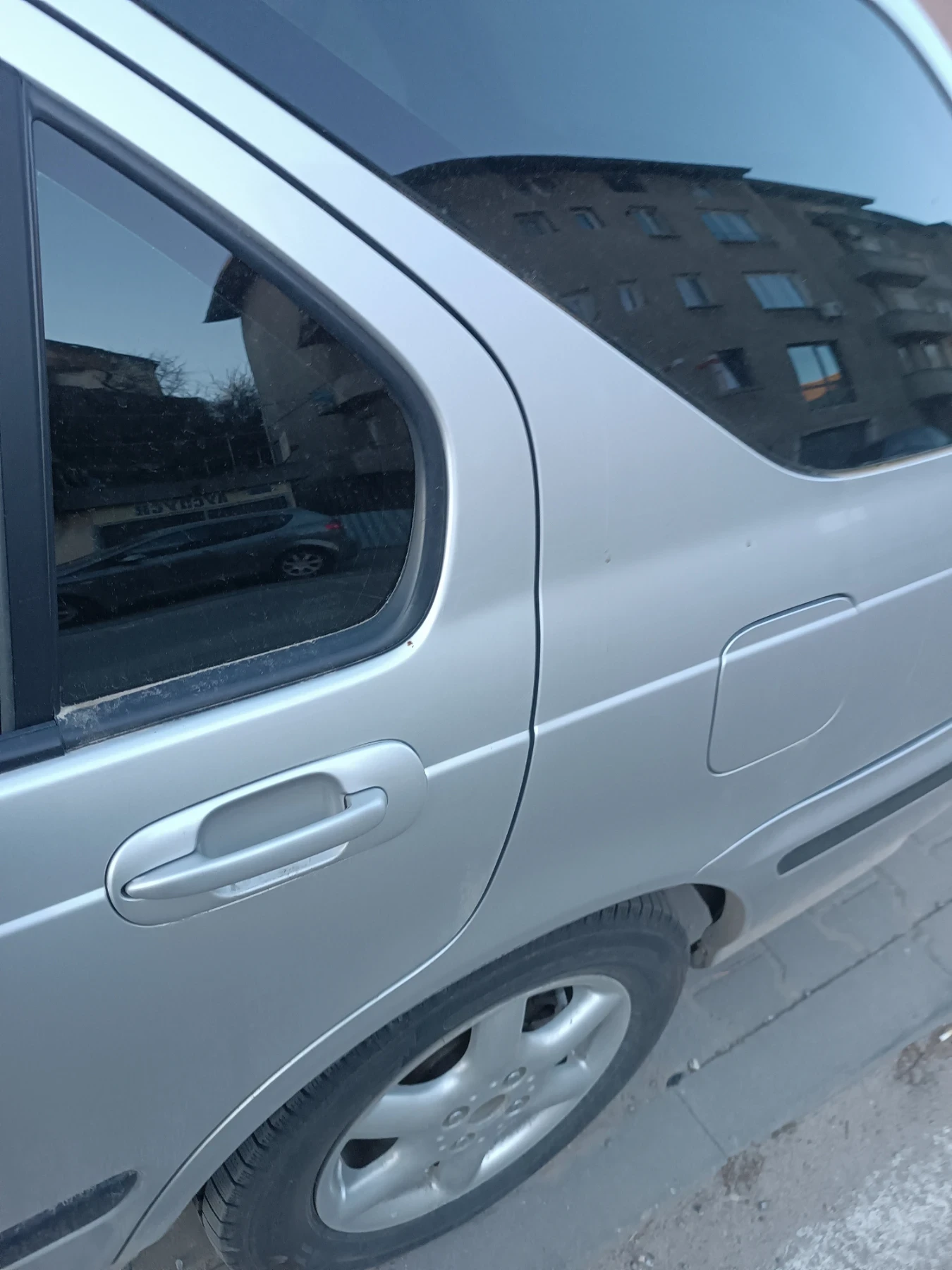 Honda Civic Комби, снимка 5 - Автомобили и джипове - 53890139