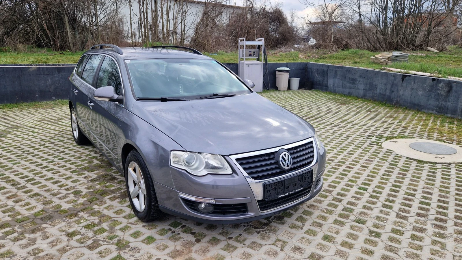 VW Passat 1.9 TDI , снимка 5 - Автомобили и джипове - 54331092