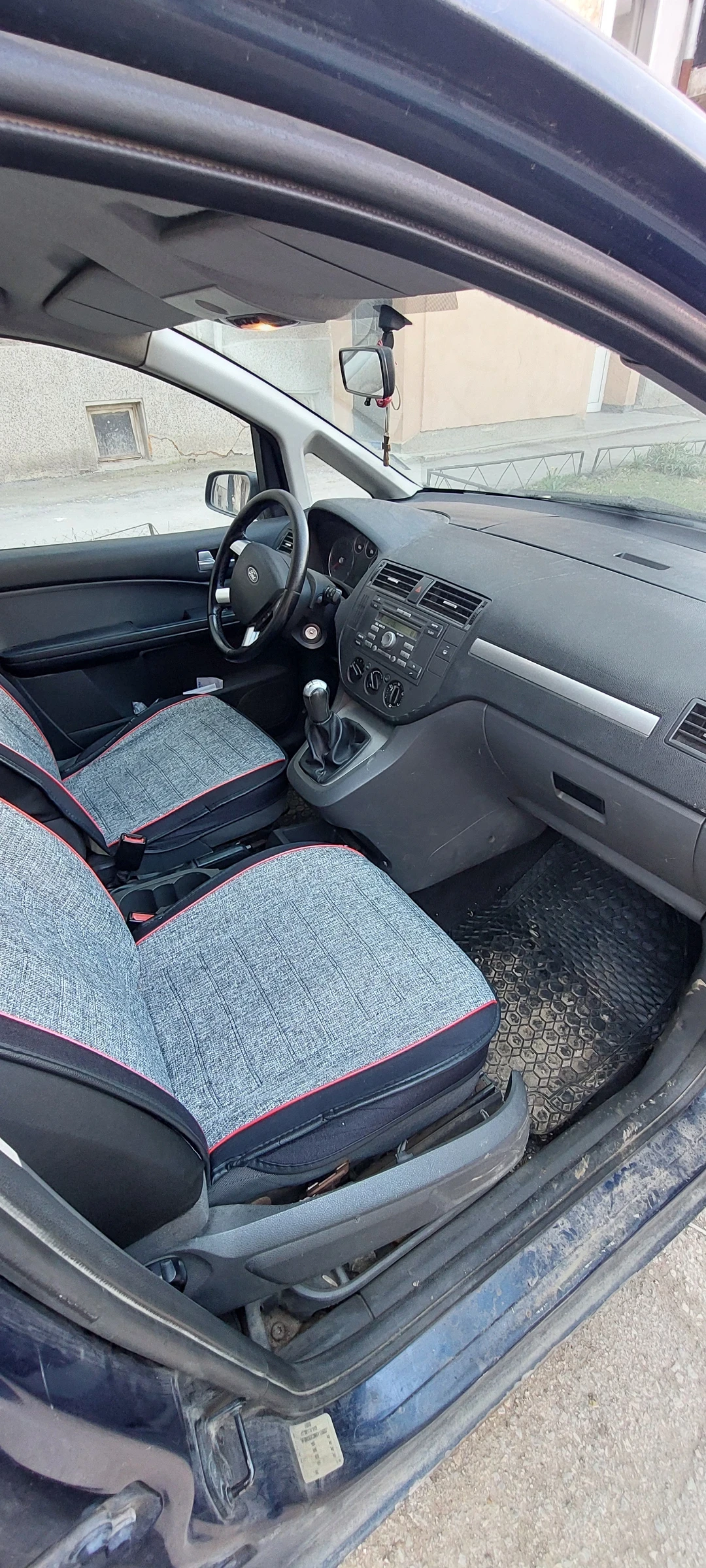 Ford C-max | Mobile.bg � ����������� 4