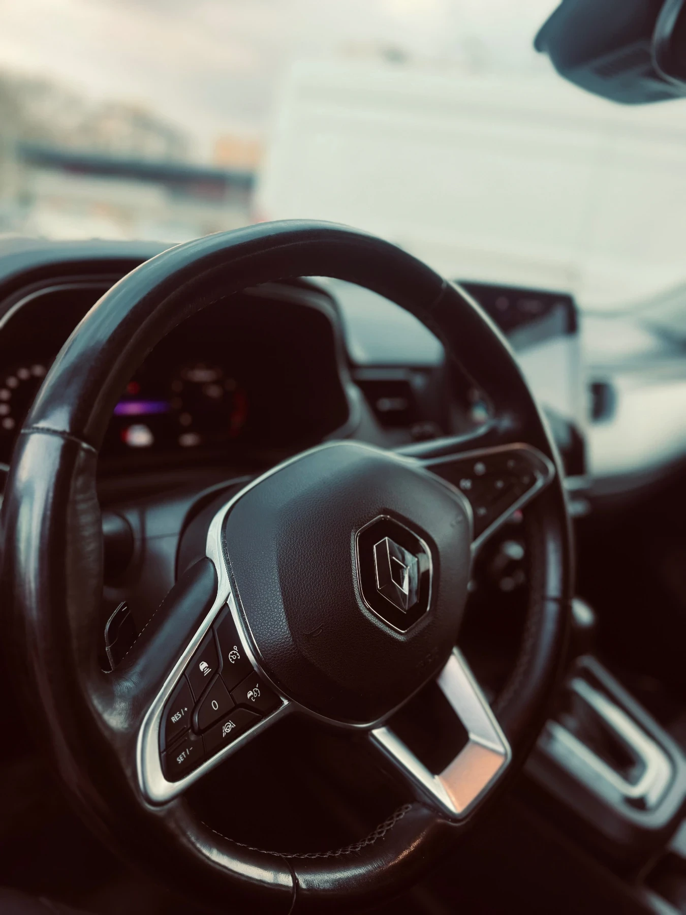 Renault Arkana, снимка 14 - Автомобили и джипове - 54285126