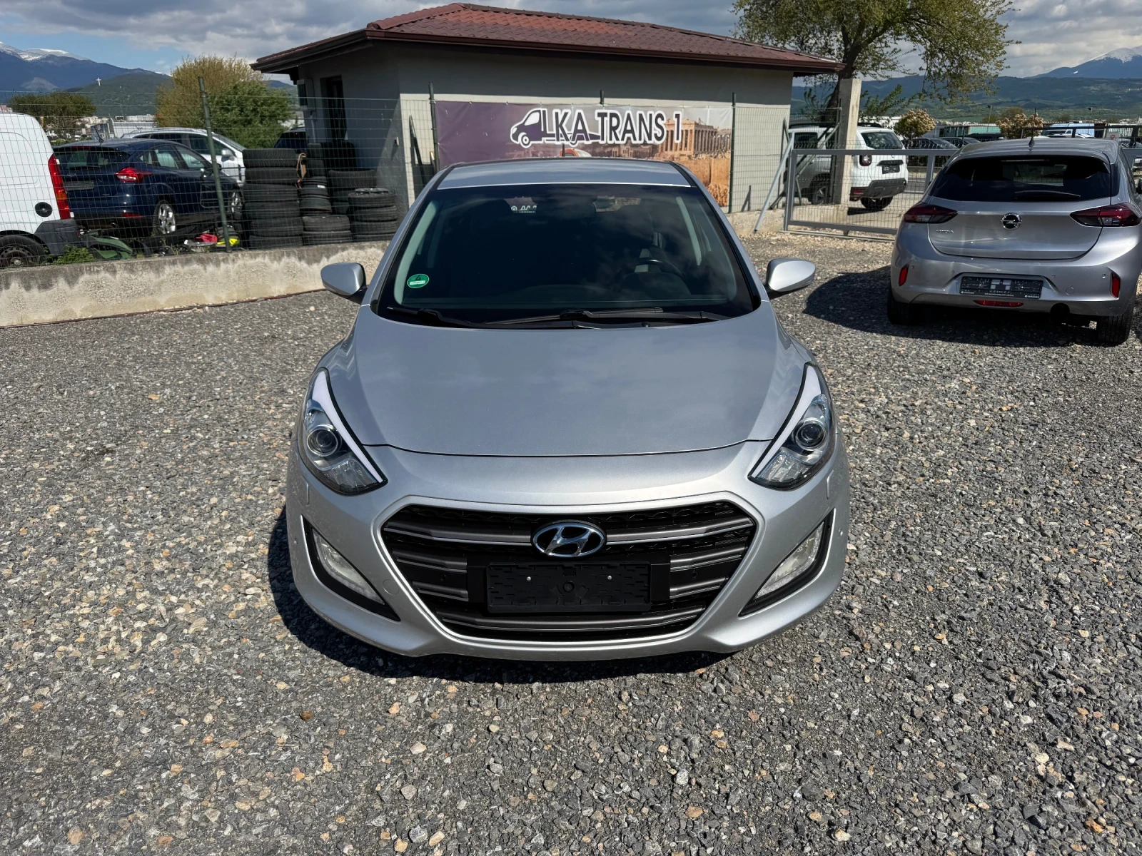 Hyundai I30 1.6CRDI   AВТОМАТИК   КОЖА   КСЕНОН  