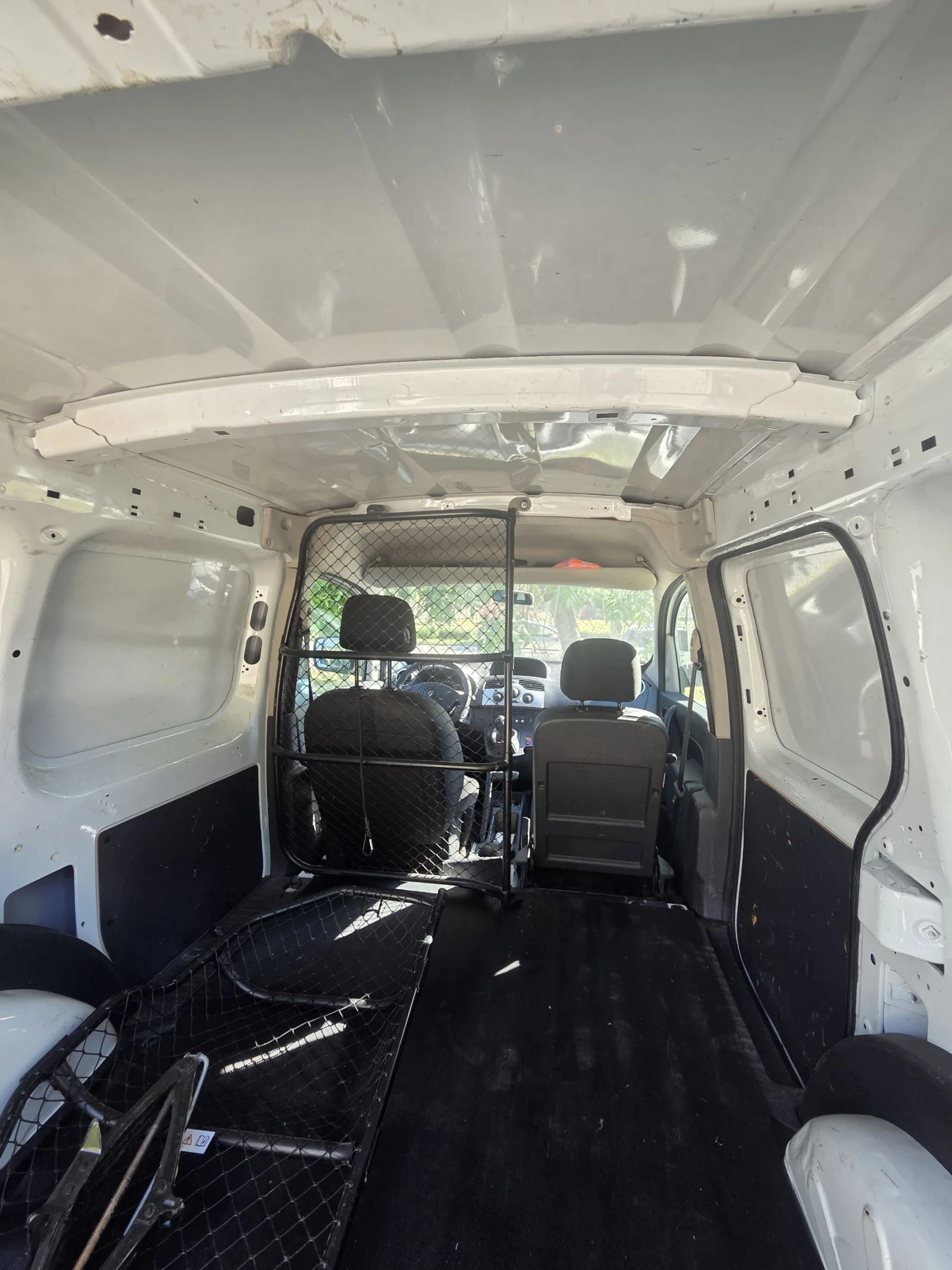 Renault Kangoo 1.5 DCI, снимка 5 - Автомобили и джипове - 54623249