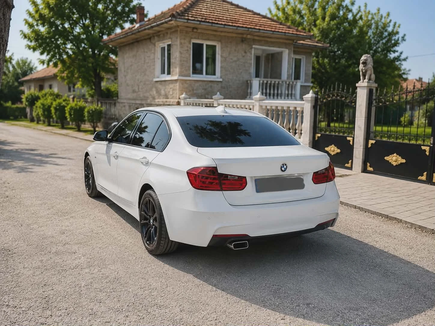 BMW 320, снимка 2 - Автомобили и джипове - 54670707