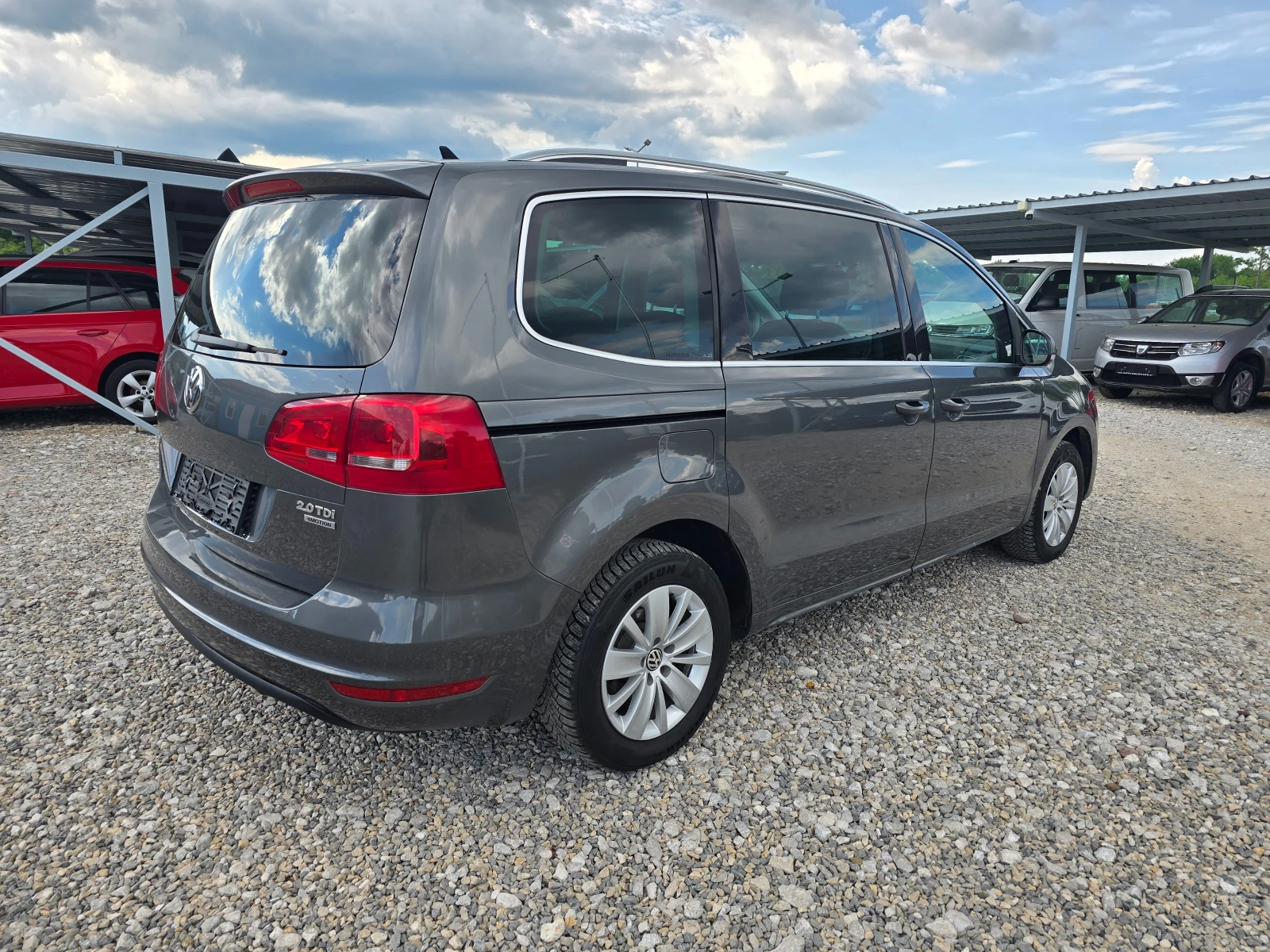 VW Sharan 2.0TDI 140кс 4MOTION, снимка 5 - Автомобили и джипове - 54674071