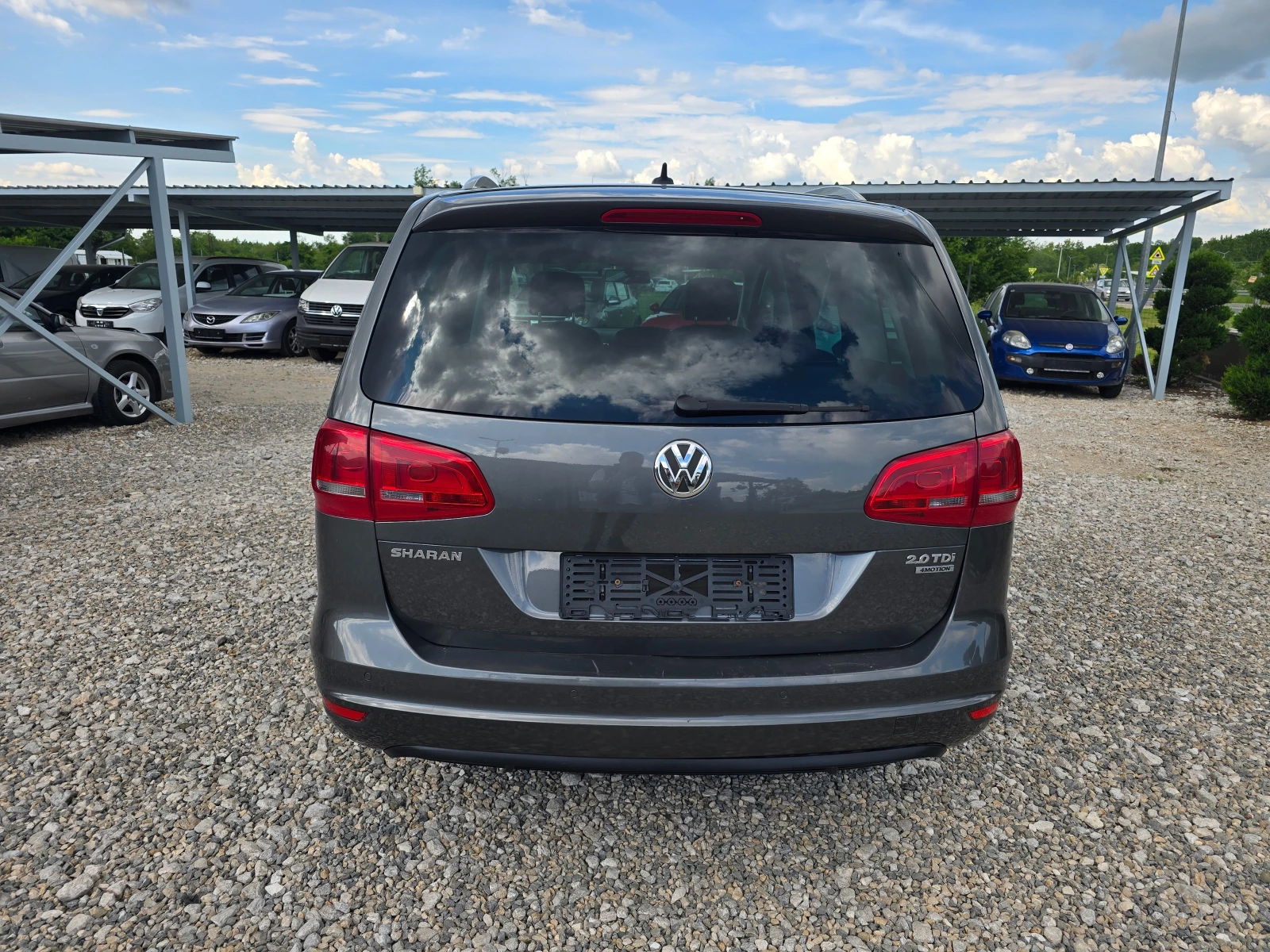 VW Sharan 2.0TDI 140кс 4MOTION, снимка 4 - Автомобили и джипове - 54674071