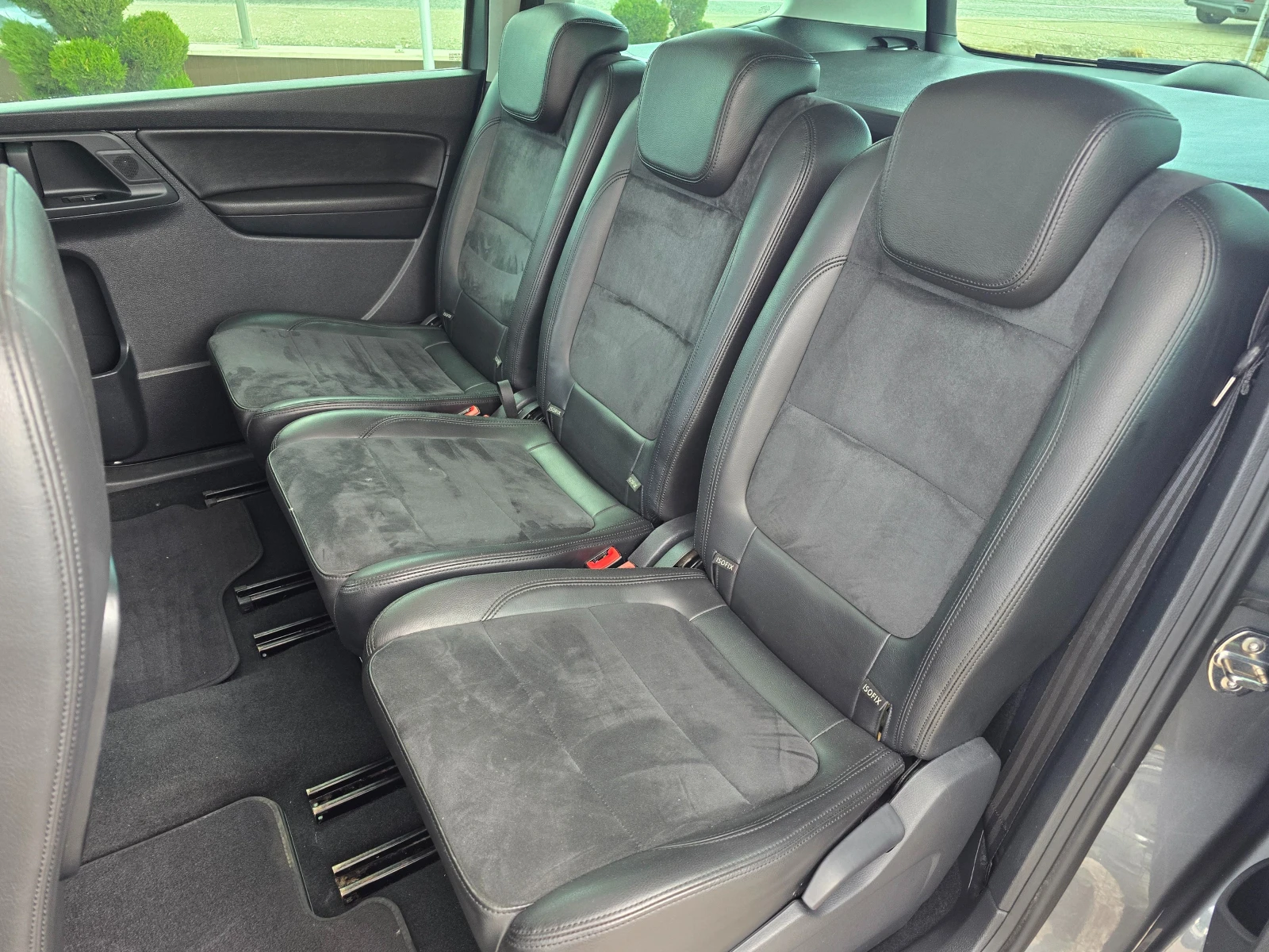 VW Sharan 2.0TDI 140кс 4MOTION, снимка 15 - Автомобили и джипове - 54674071