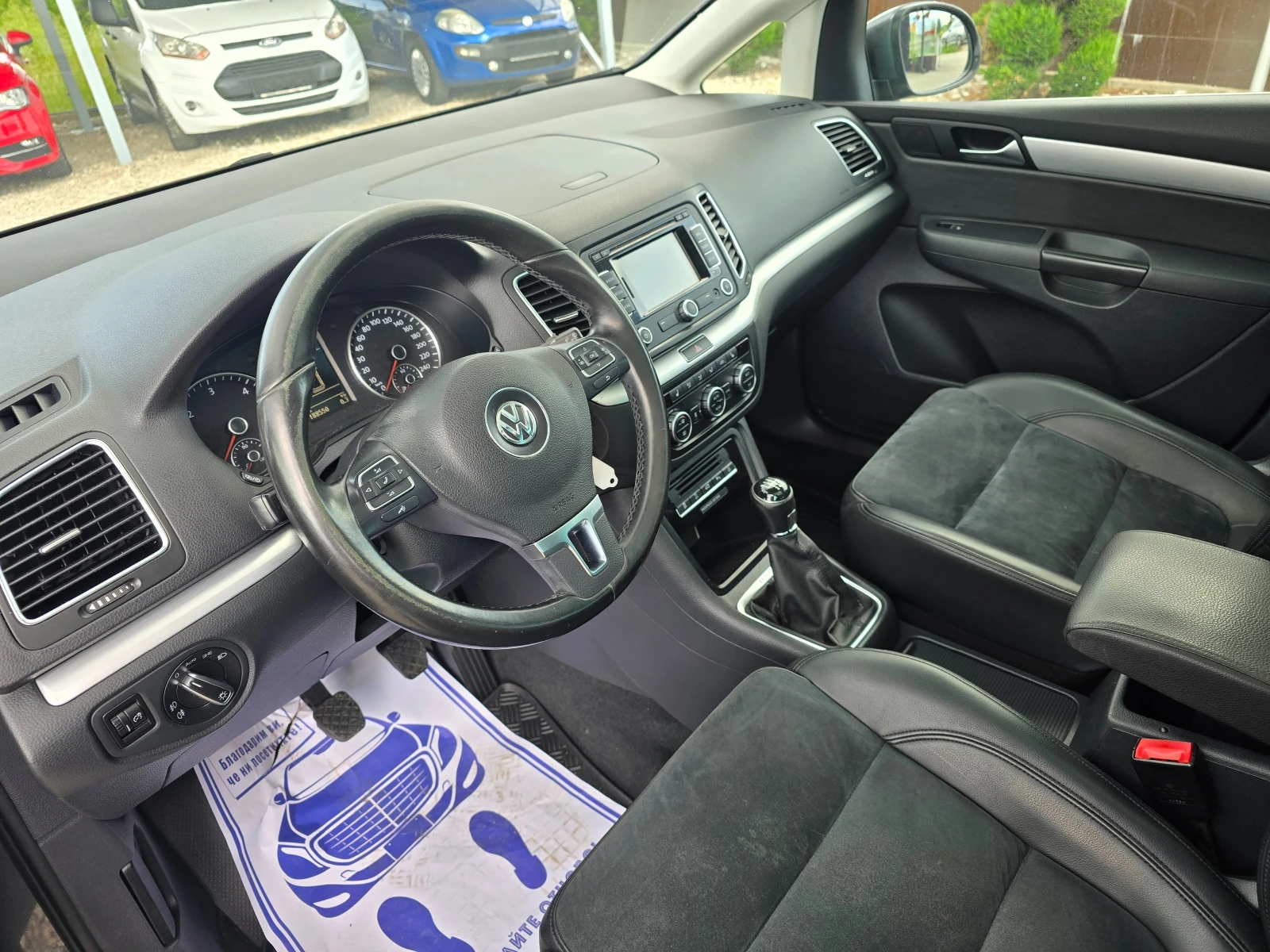 VW Sharan 2.0TDI 140кс 4MOTION, снимка 13 - Автомобили и джипове - 54674071