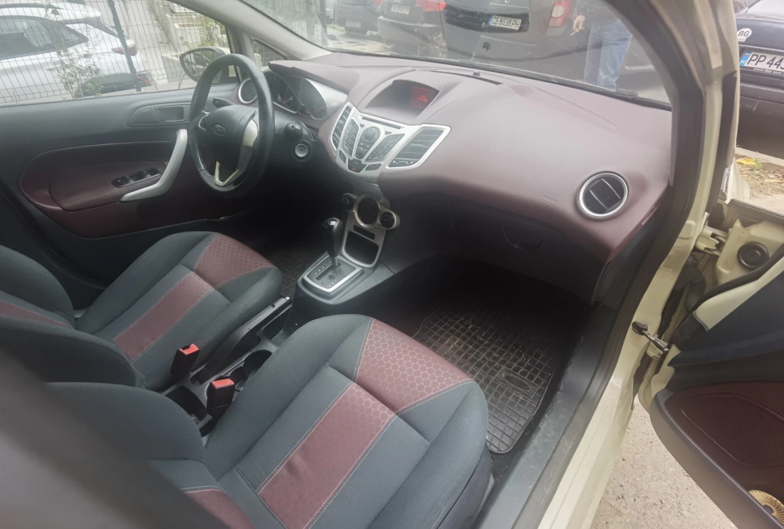 Ford Fiesta, снимка 3 - Автомобили и джипове - 54704795