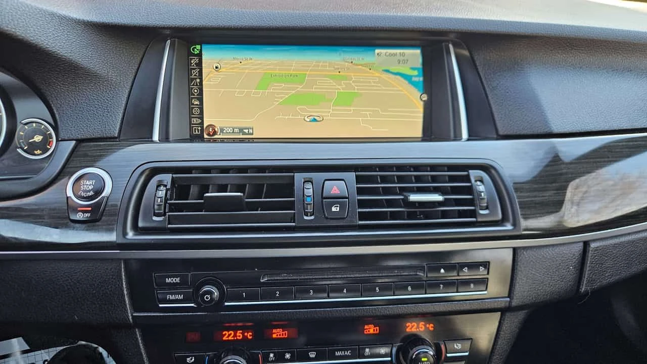 BMW 535 * M Sport * CARFAX * ЦЕНА ДО БГ, снимка 8 - Автомобили и джипове - 54948209