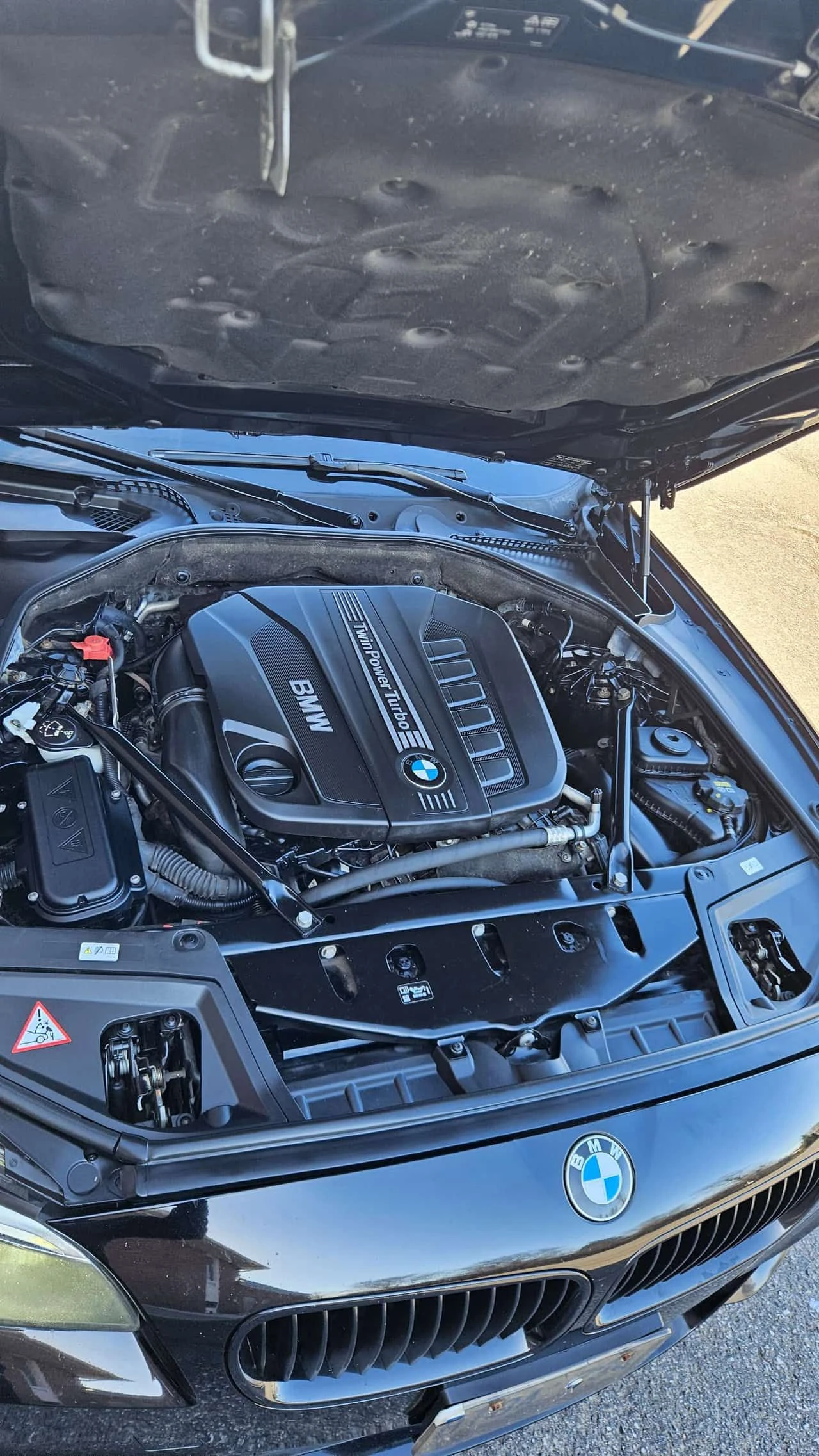 BMW 535 * M Sport * CARFAX * ЦЕНА ДО БГ, снимка 4 - Автомобили и джипове - 54948209