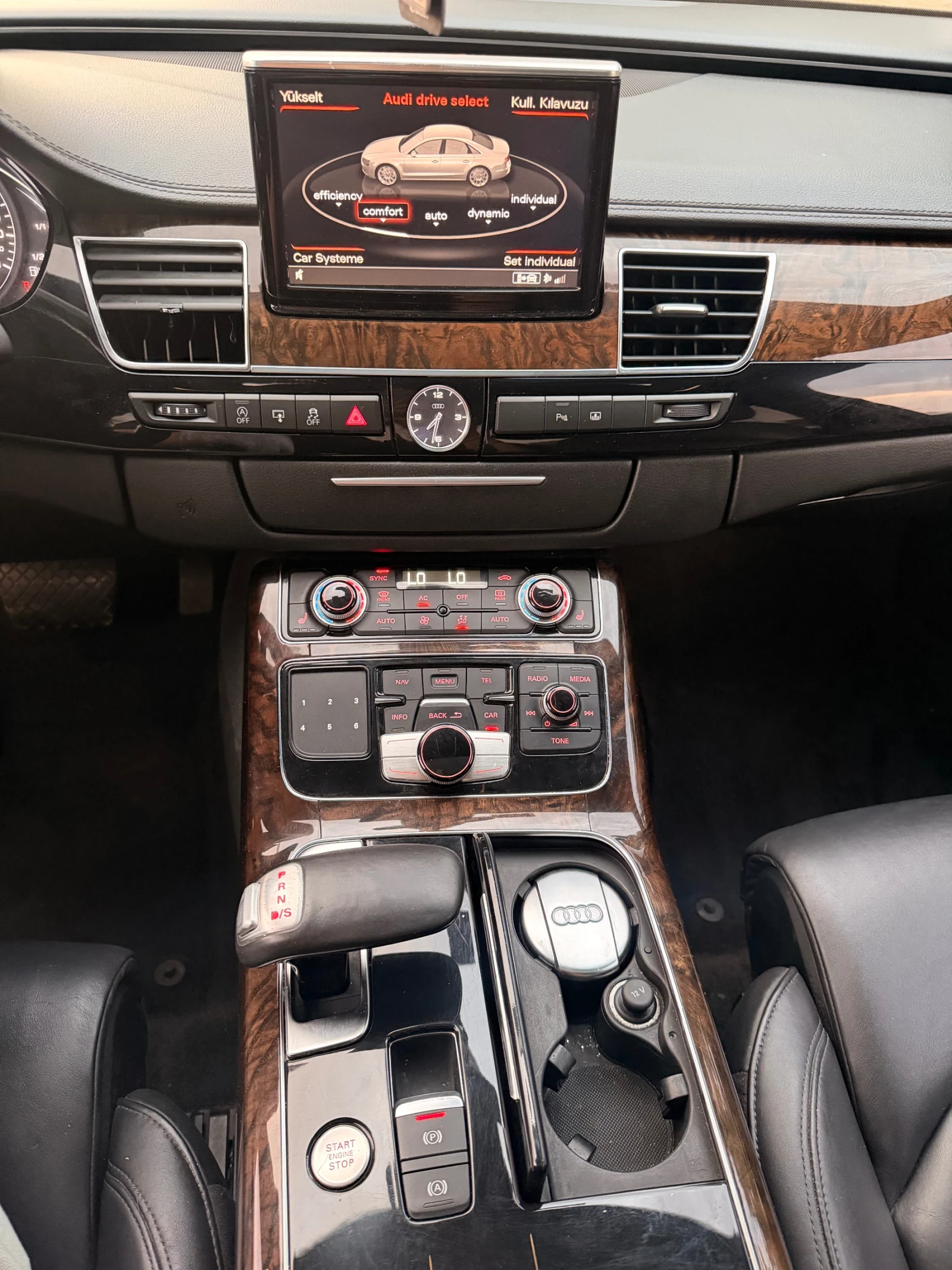 Audi A8, снимка 12 - Автомобили и джипове - 55332867