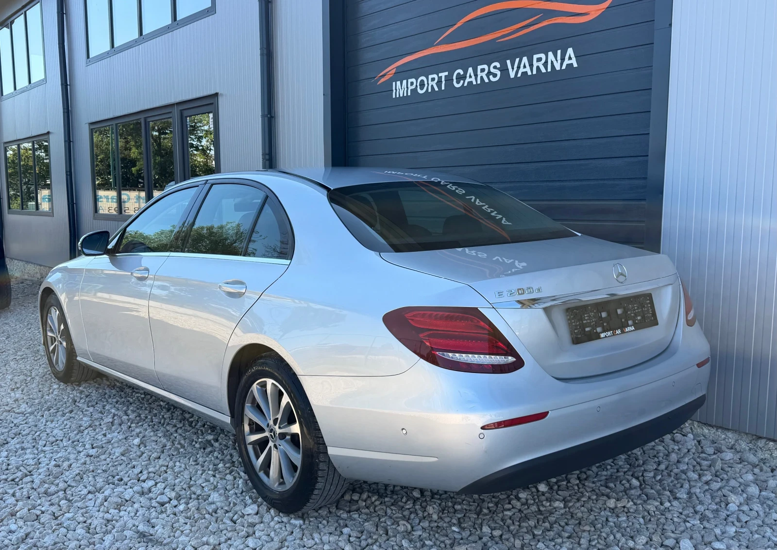 Mercedes-Benz E 200 2017 new model , снимка 6 - Автомобили и джипове - 55505099