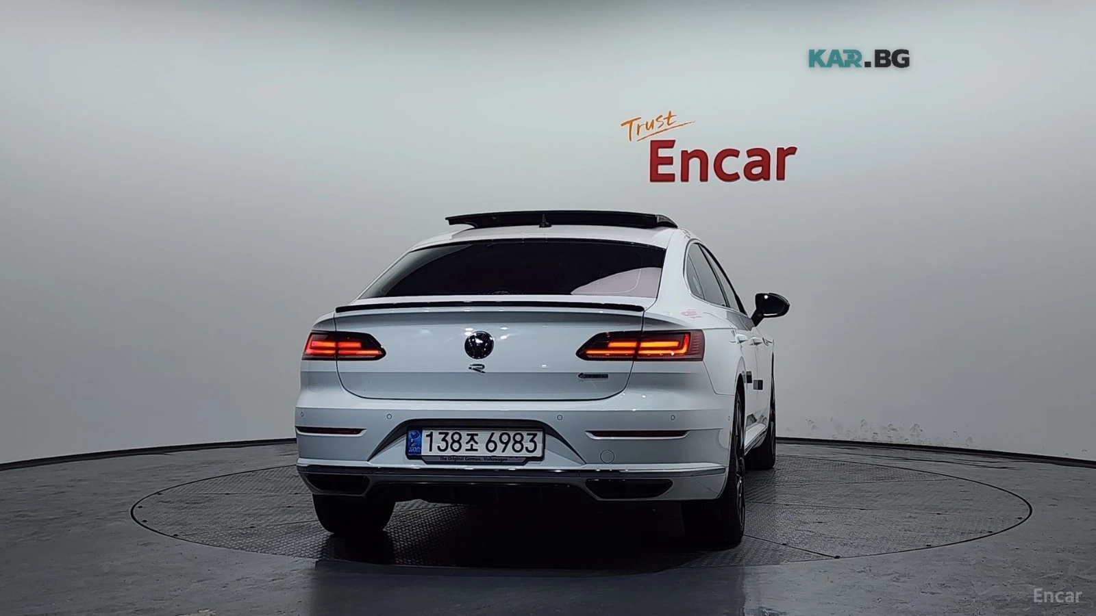 VW Arteon ОБДУХВАНЕ* ПОДГРЕВ* КАМЕРА* PANO* DIGITAL, снимка 4 - Автомобили и джипове - 56004738