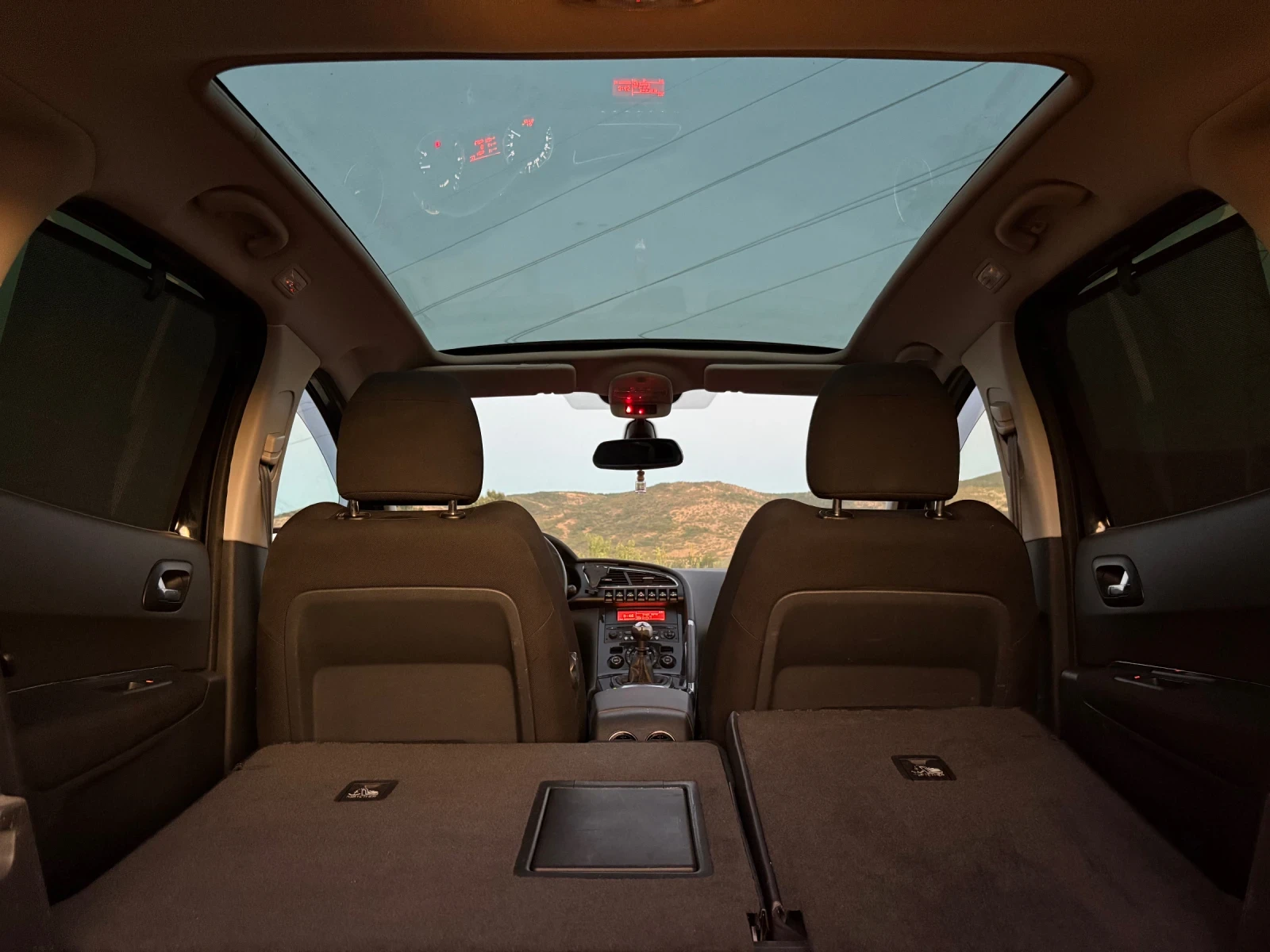 Peugeot 3008, снимка 8 - Автомобили и джипове - 56068612