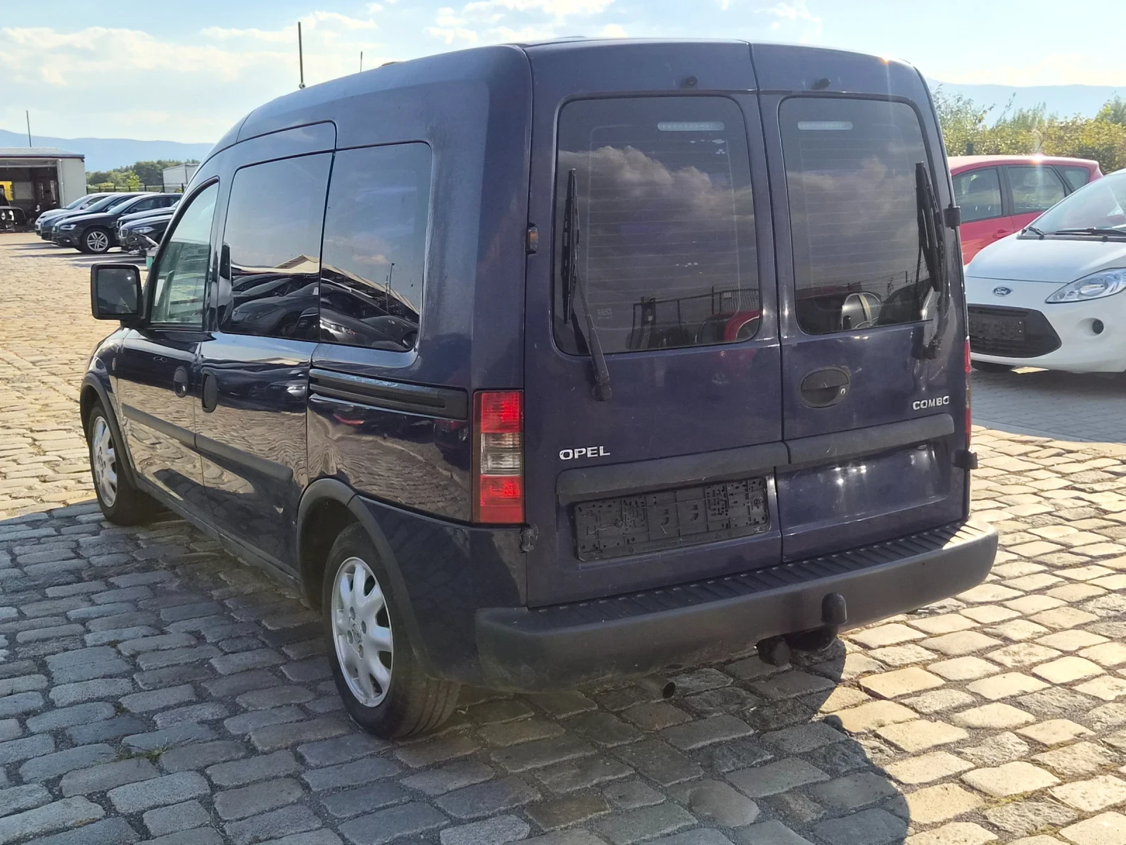 Opel Combo 1.6i 87кс КЛИМАТИК 5 МЕСТА ЕВРО 4, снимка 6 - Автомобили и джипове - 56128503