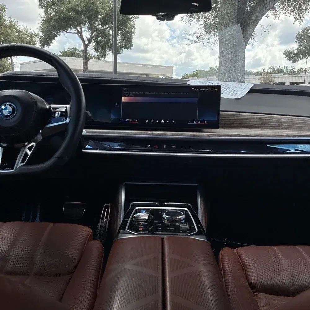 BMW i7 BMW I7 XDRIVE60 �������� ������� ���� | Mobile.bg � ����������� 10