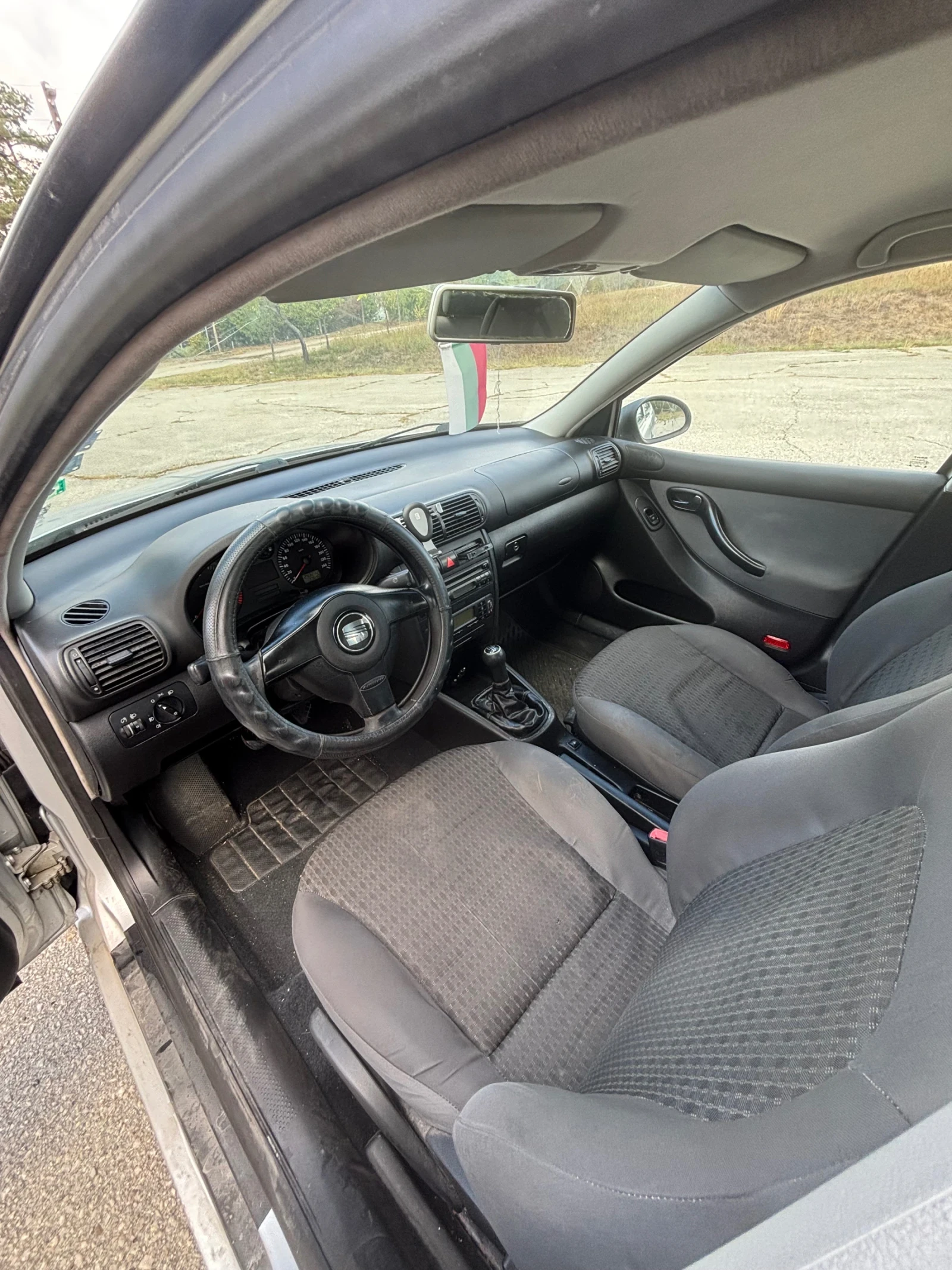 Seat Toledo, снимка 5 - Автомобили и джипове - 56243532