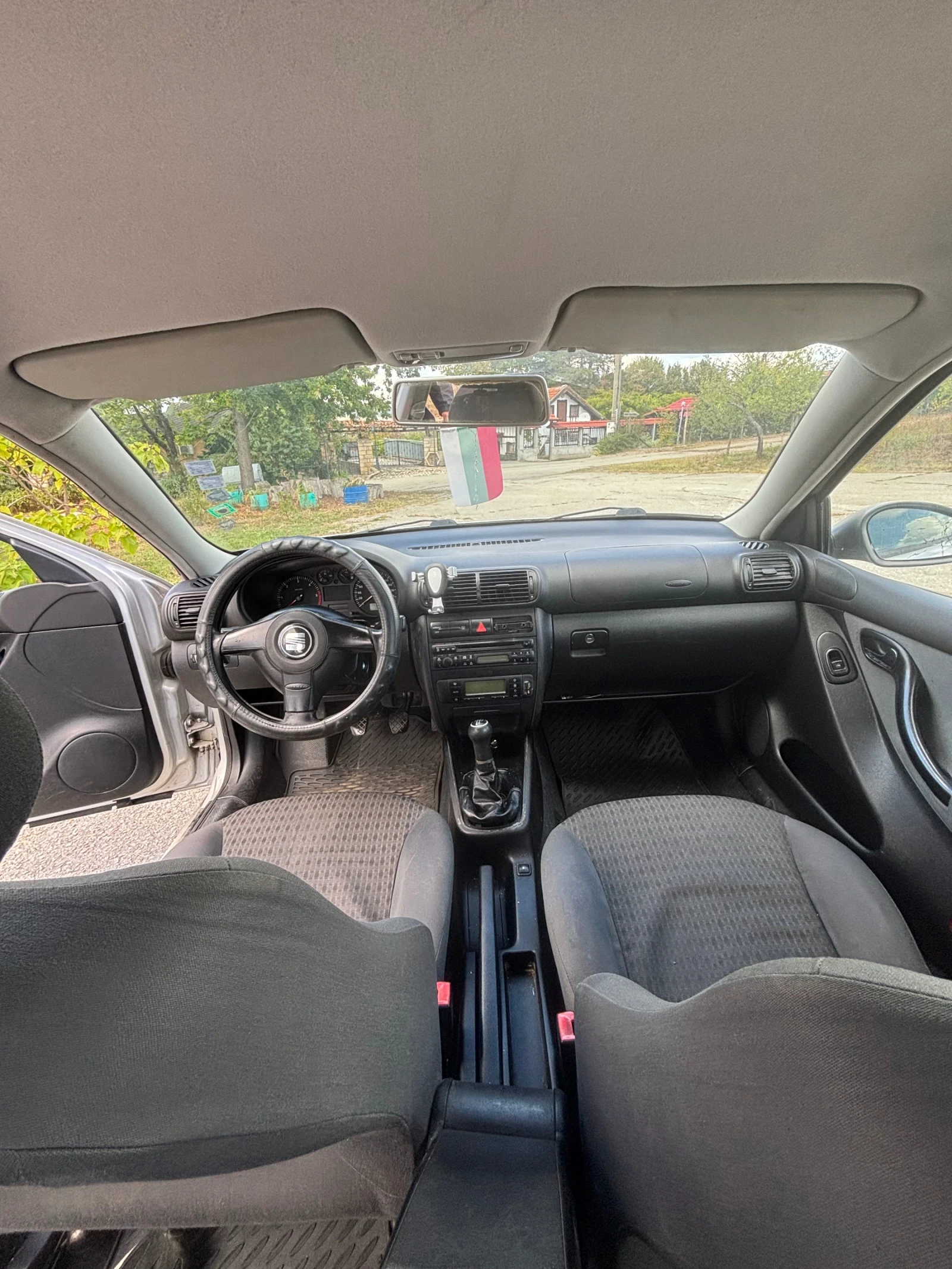 Seat Toledo, снимка 6 - Автомобили и джипове - 56243532