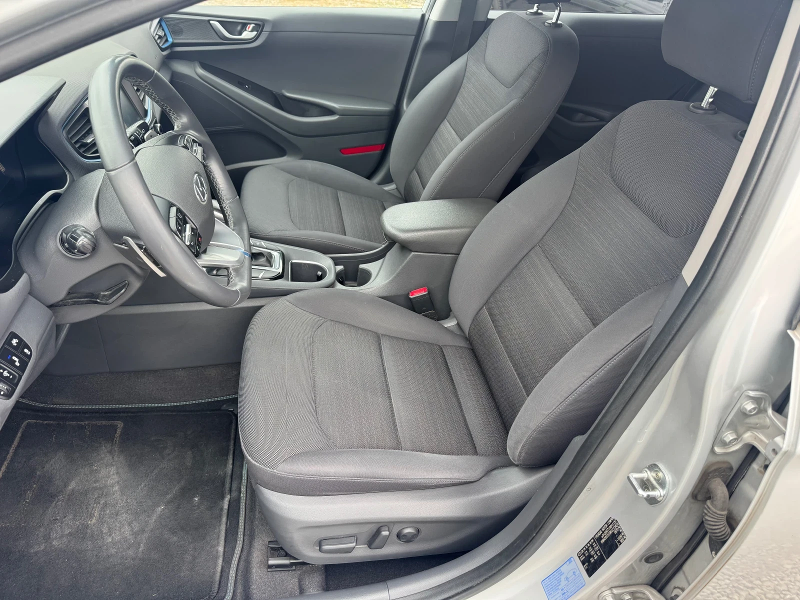 Hyundai Ioniq 1.6 Hybrid 140hp* LED* NAVI* ������* ���� 6 | Mobile.bg � ����������� 4