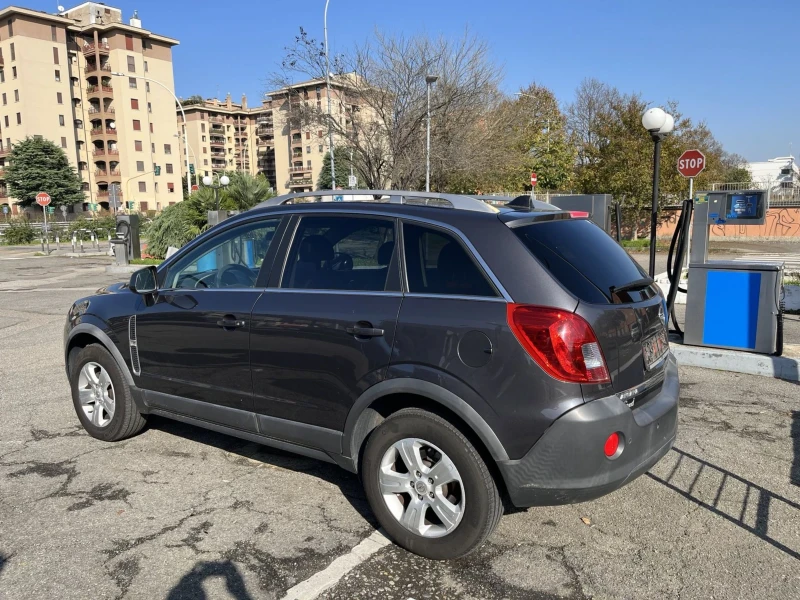 Opel Antara, снимка 5 - Автомобили и джипове - 47778339