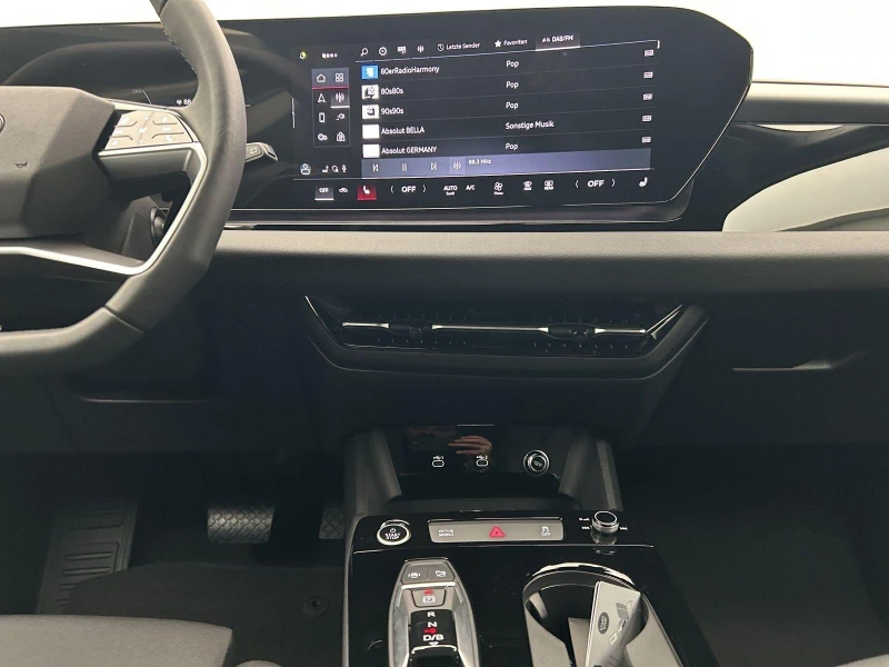 Audi Q6 83kW* S-LINE* DISTR* 360CAM* , снимка 9 - Автомобили и джипове - 52747628