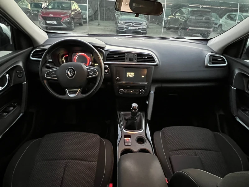 Renault Kadjar 1.5 , снимка 9 - Автомобили и джипове - 52757523